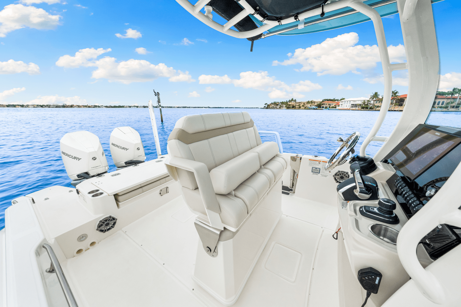 2026 Boston Whaler 280 Dauntless Image Thumbnail #21