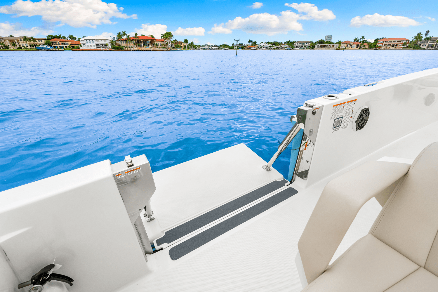 2026 Boston Whaler 280 Dauntless Image Thumbnail #18