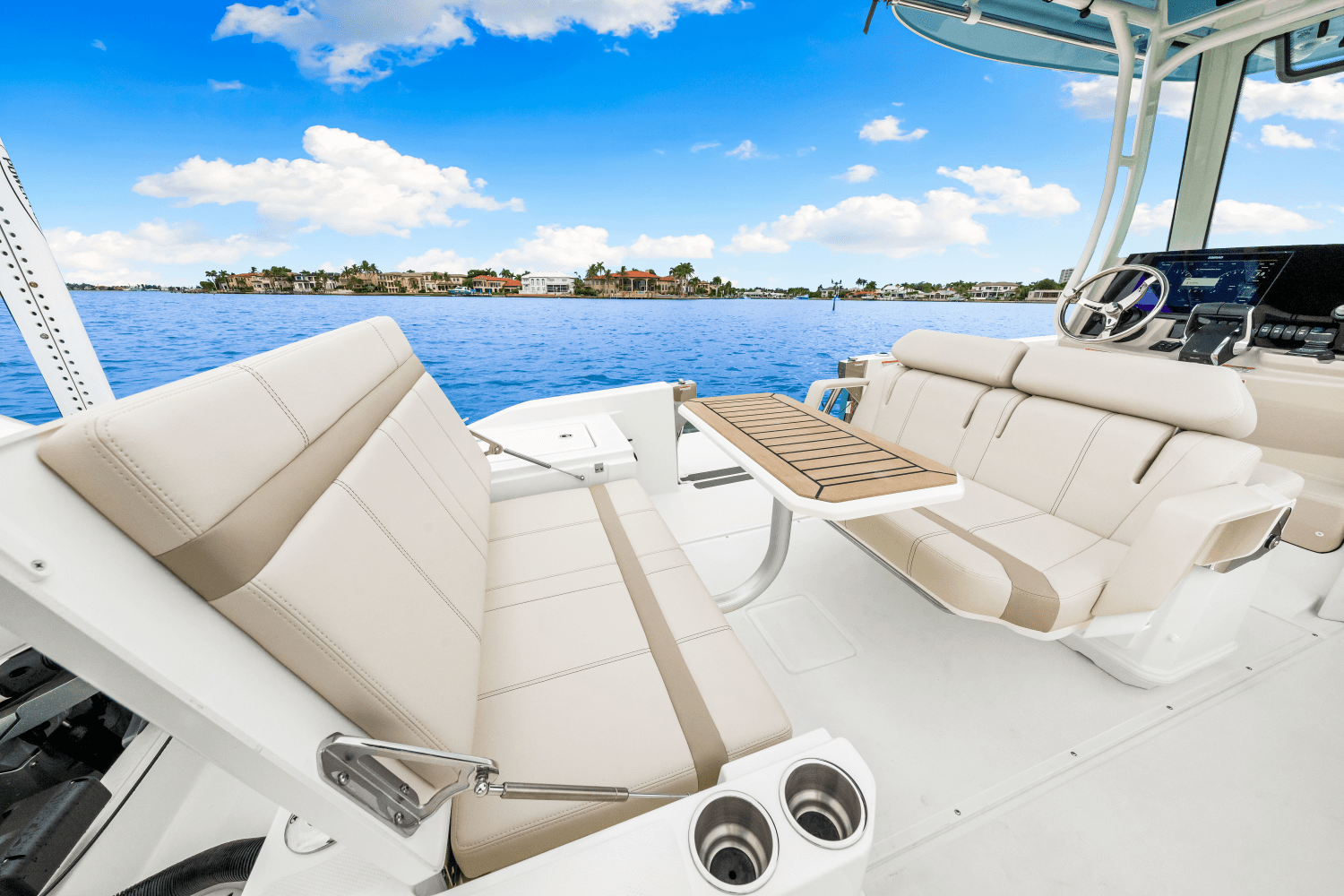 2026 Boston Whaler 280 Dauntless Image Thumbnail #16