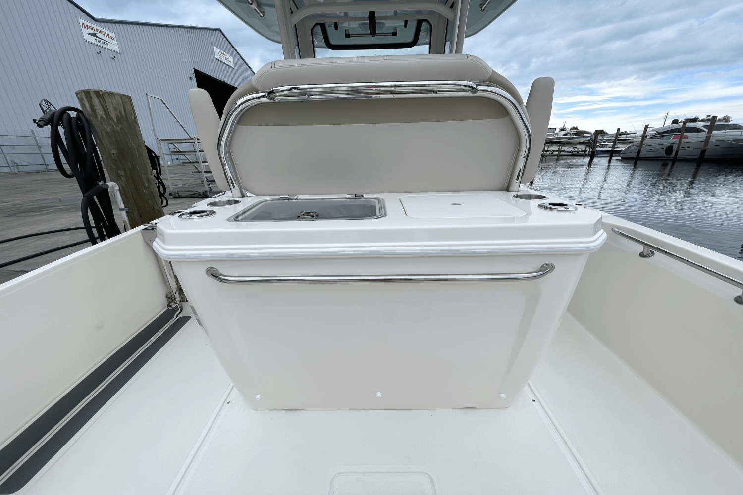 2026 Boston Whaler 280 Dauntless Image Thumbnail #9