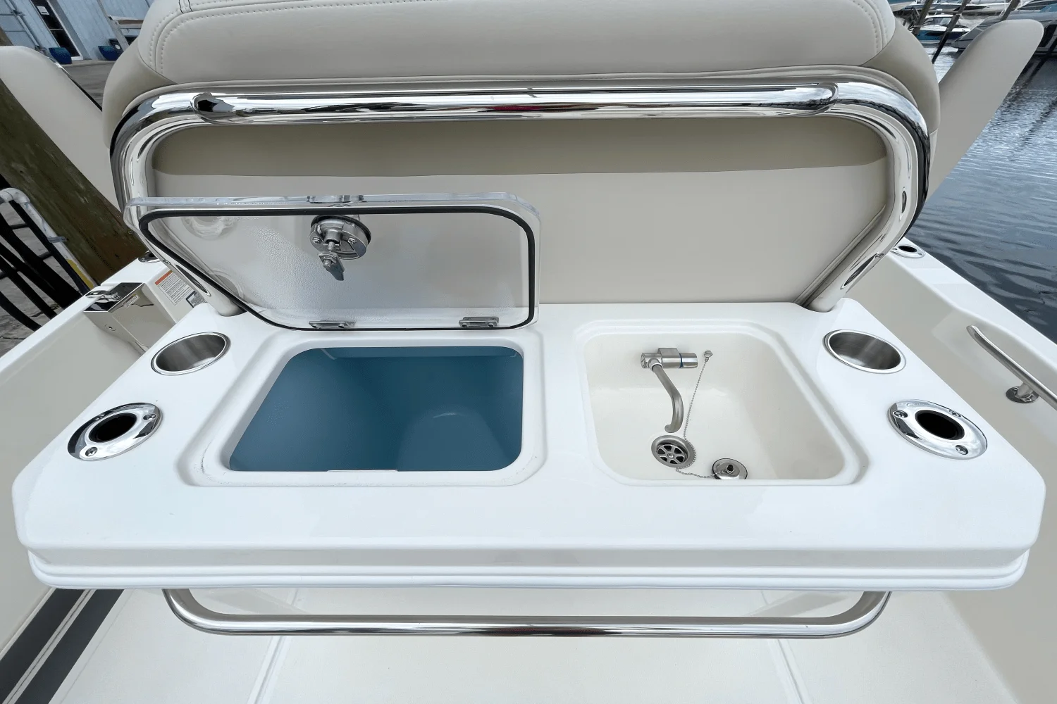 2026 Boston Whaler 280 Dauntless Image Thumbnail #10