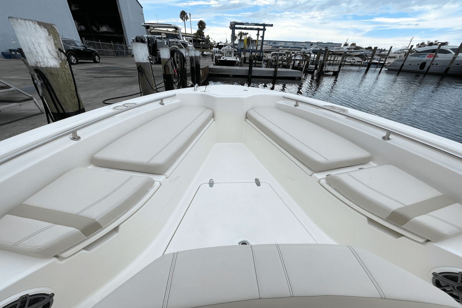 2026 Boston Whaler 280 Dauntless Image Thumbnail #22