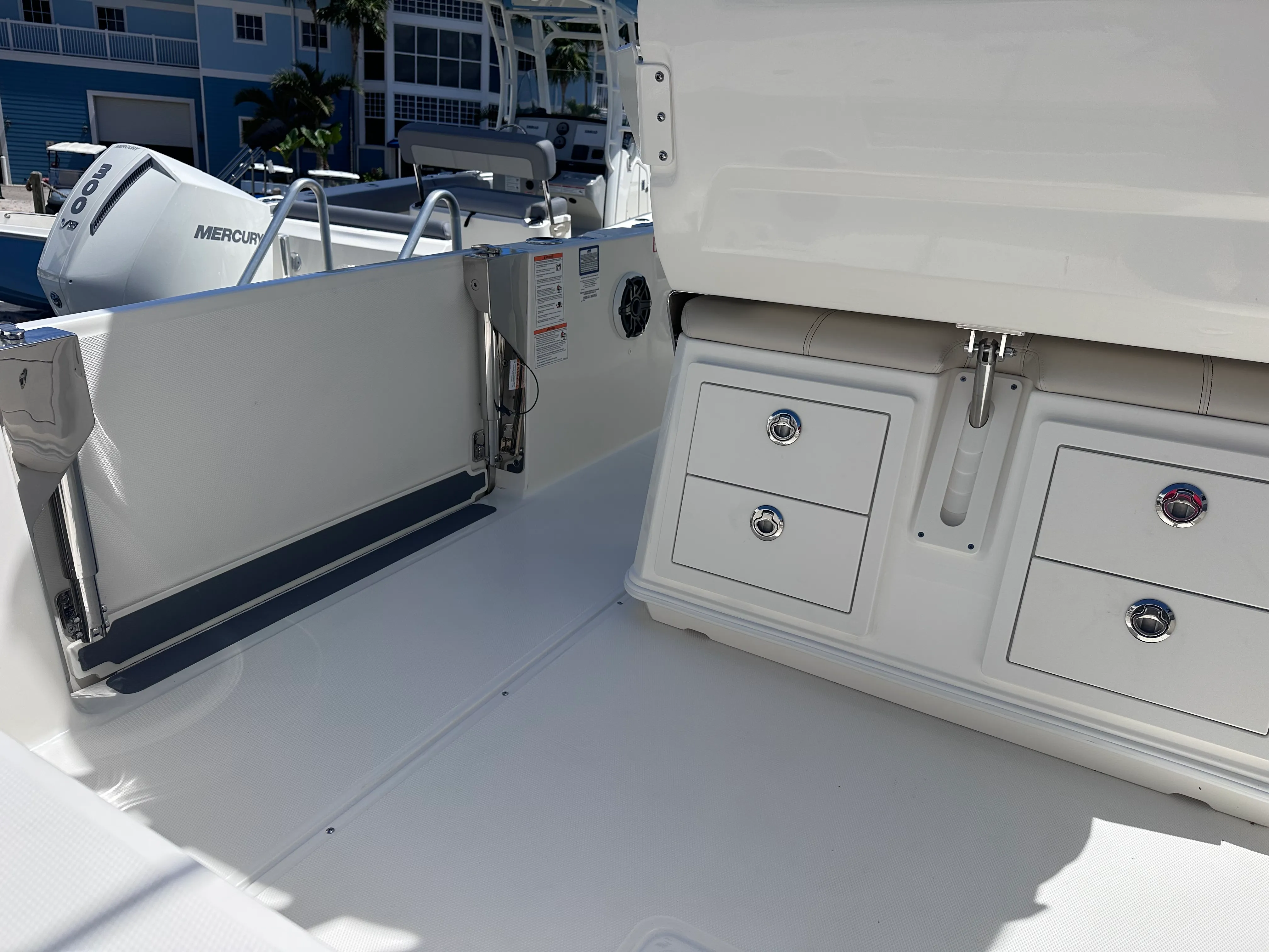 2026 Boston Whaler 280 Dauntless Image Thumbnail #33