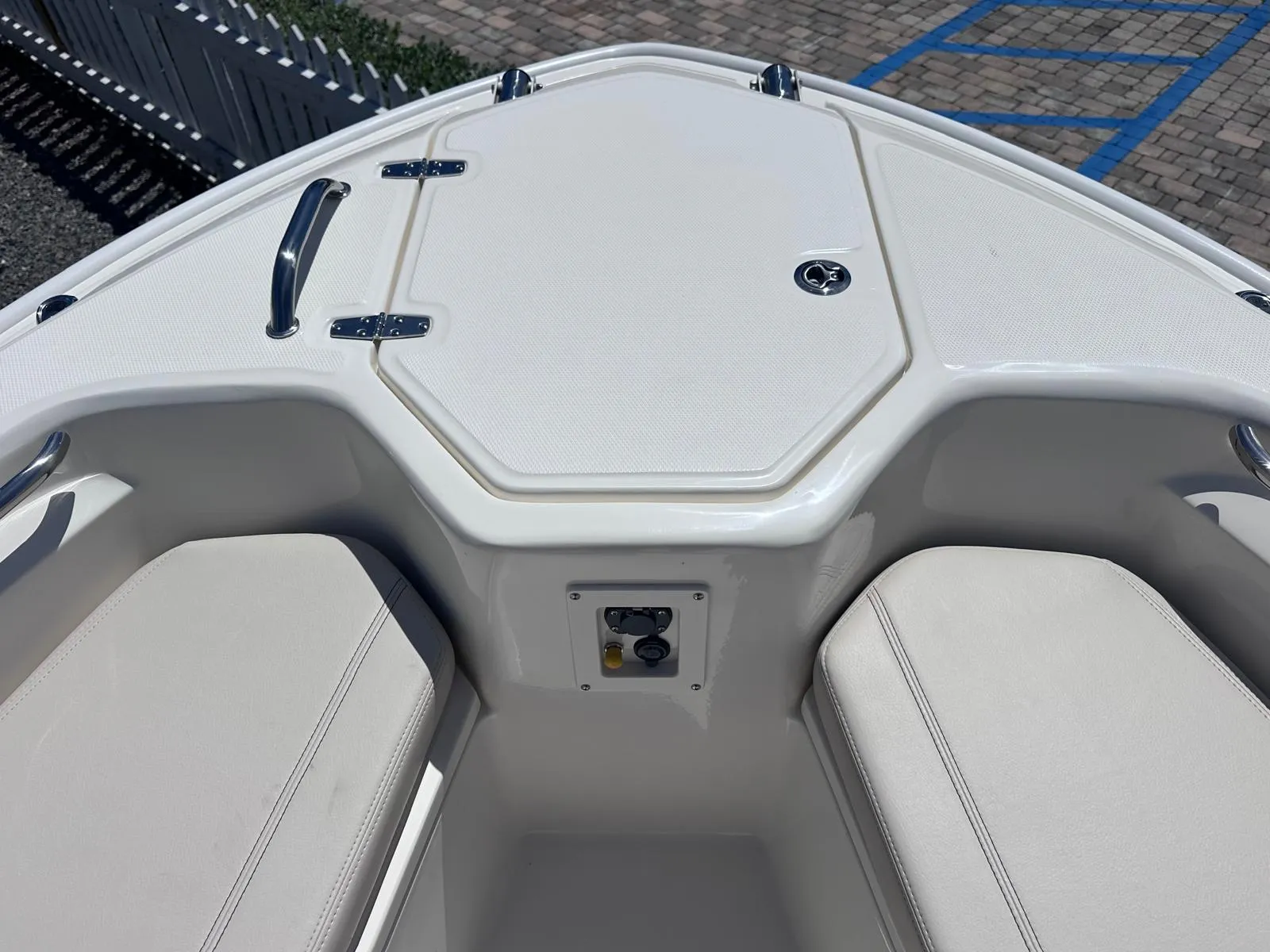 2026 Boston Whaler 280 Dauntless Image Thumbnail #15