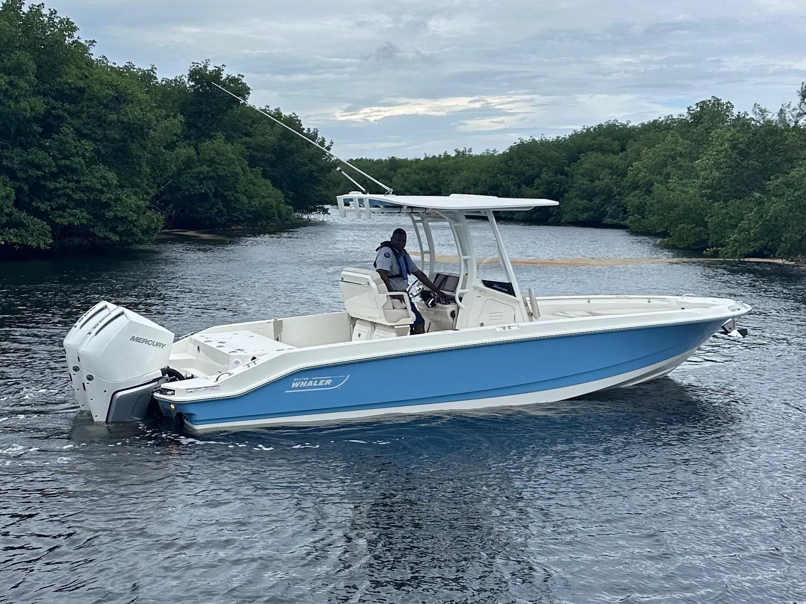 2026 Boston Whaler 280 Dauntless Image Thumbnail #9