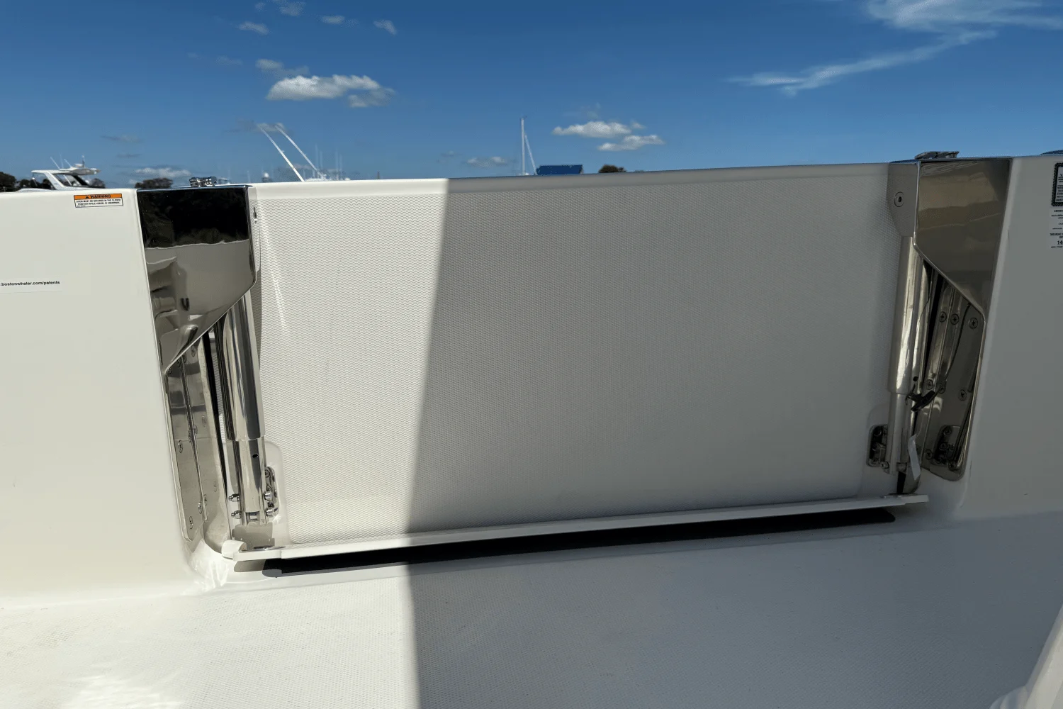 2026 Boston Whaler 280 Dauntless Image Thumbnail #9