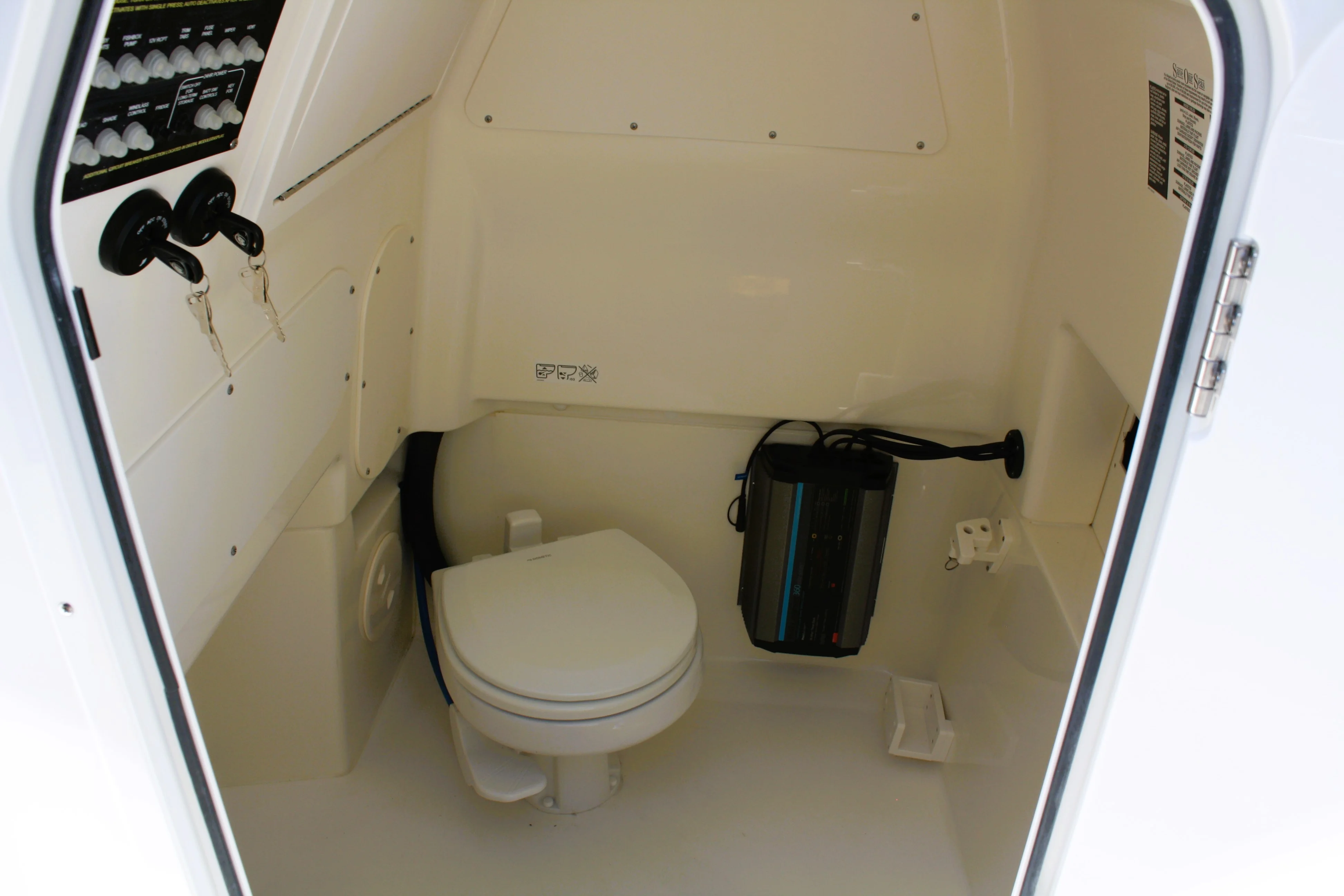 2026 Boston Whaler 280 Dauntless Image Thumbnail #34