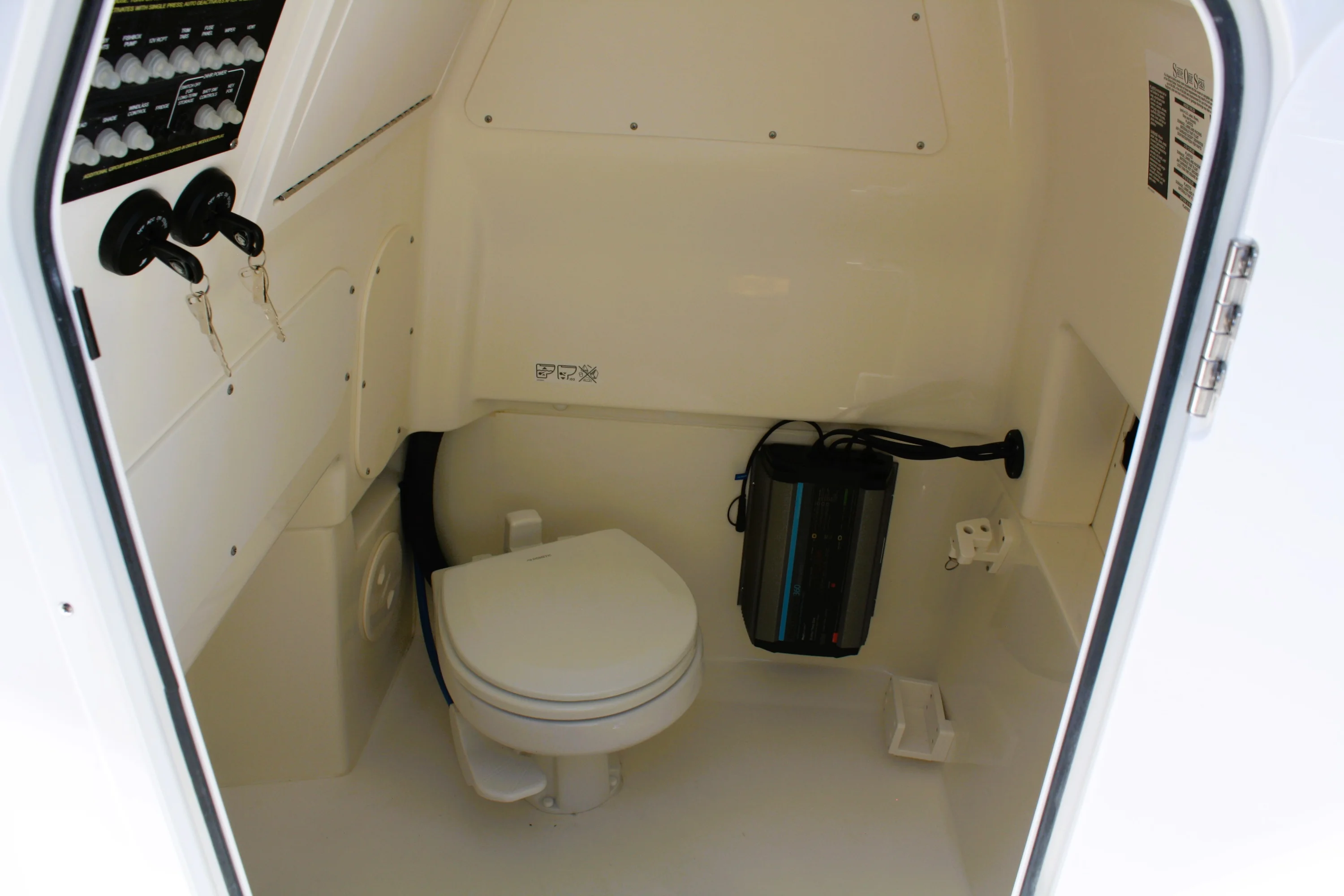 2026 Boston Whaler 280 Dauntless Image Thumbnail #34