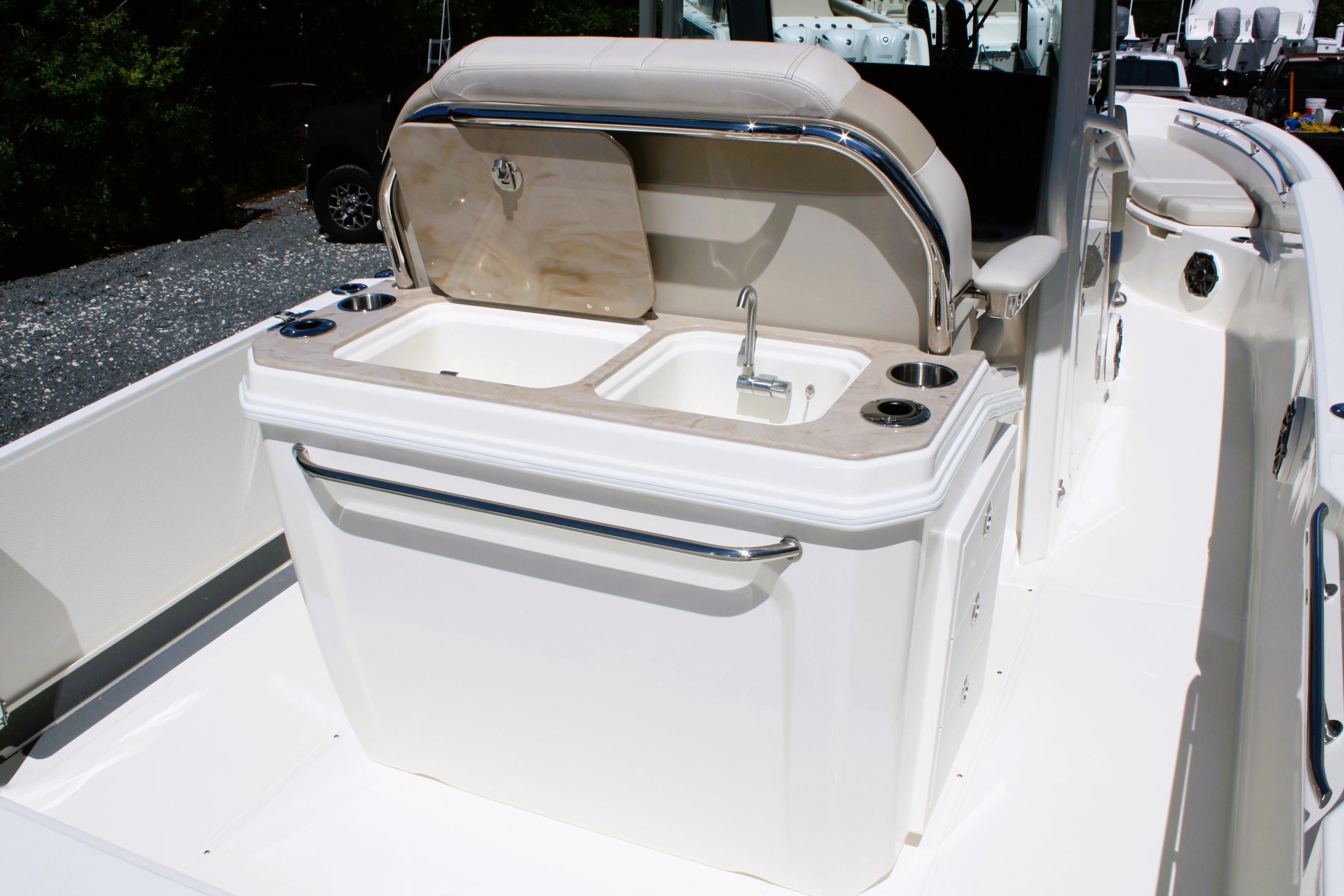 2026 Boston Whaler 280 Dauntless Image Thumbnail #19