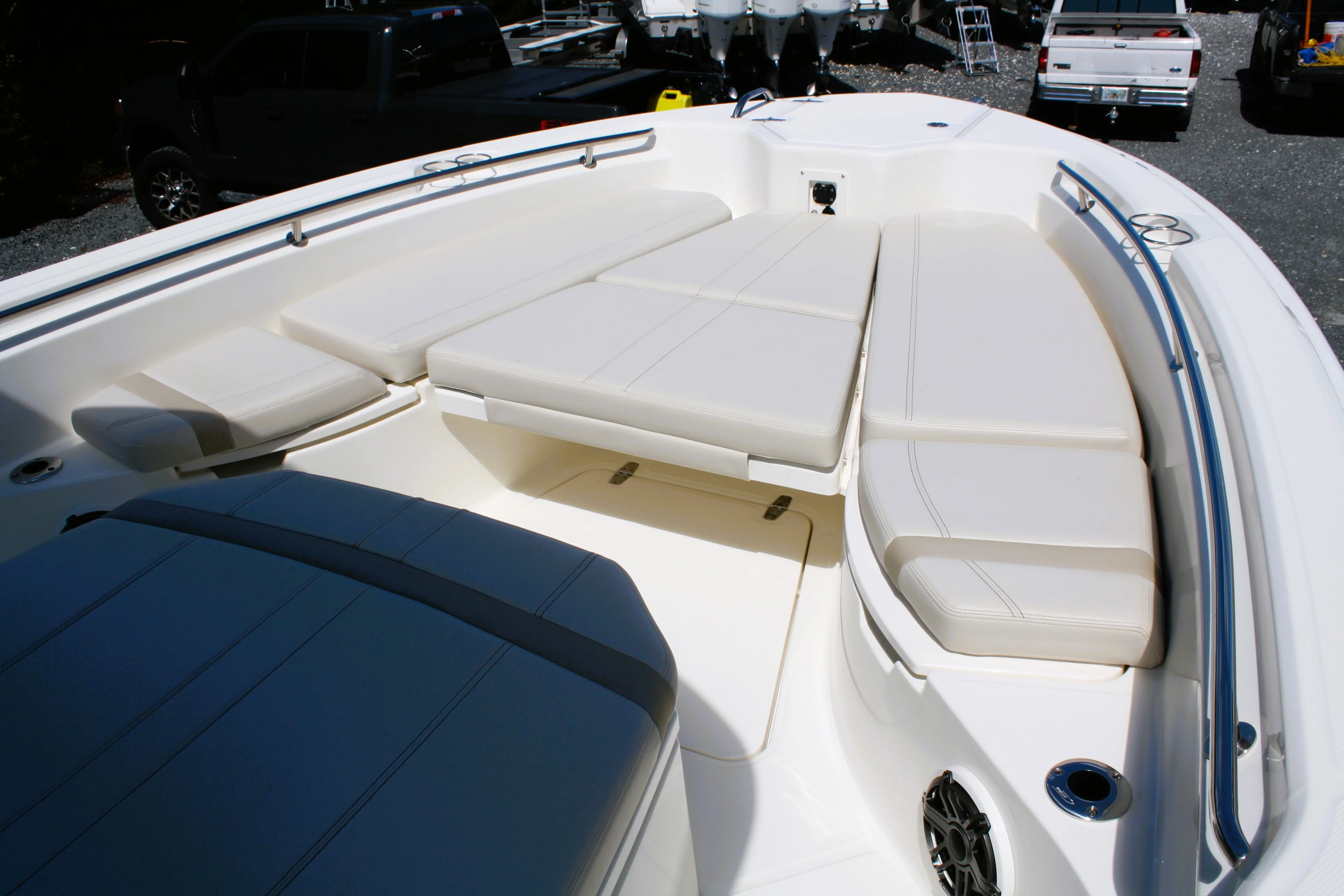 2026 Boston Whaler 280 Dauntless Image Thumbnail #35