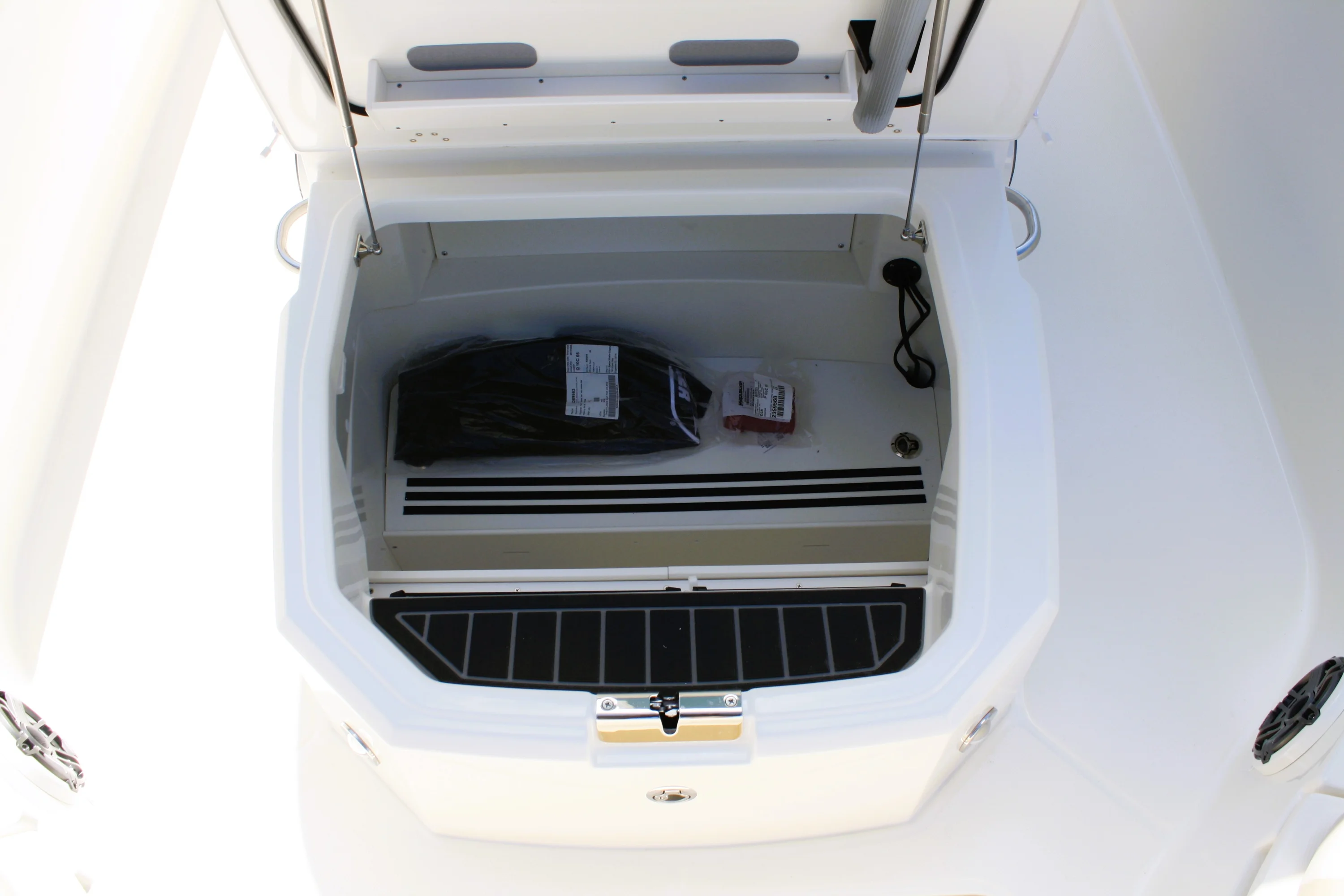 2026 Boston Whaler 280 Dauntless Image Thumbnail #39