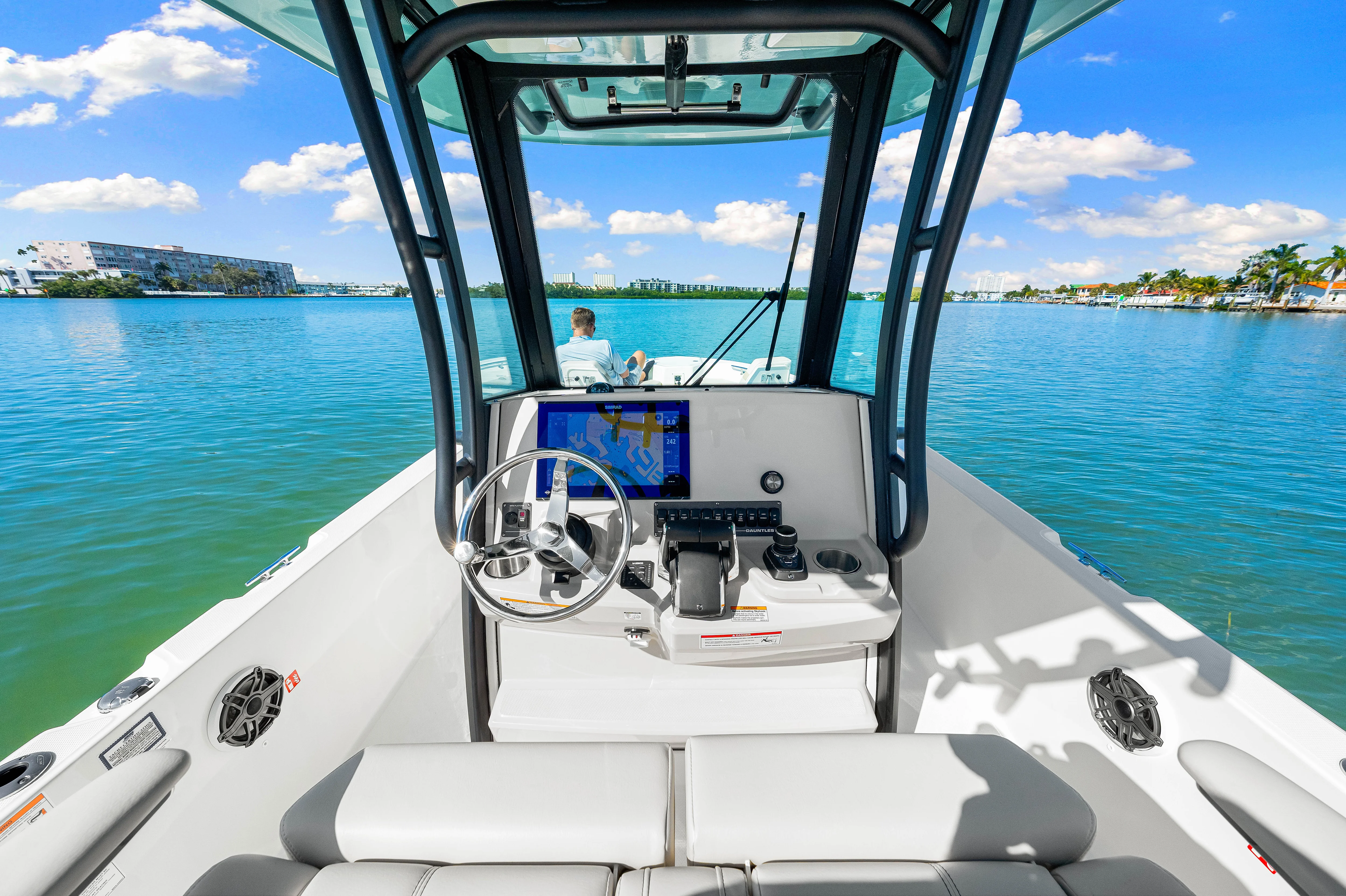 2026 Boston Whaler 280 Dauntless Image Thumbnail #50