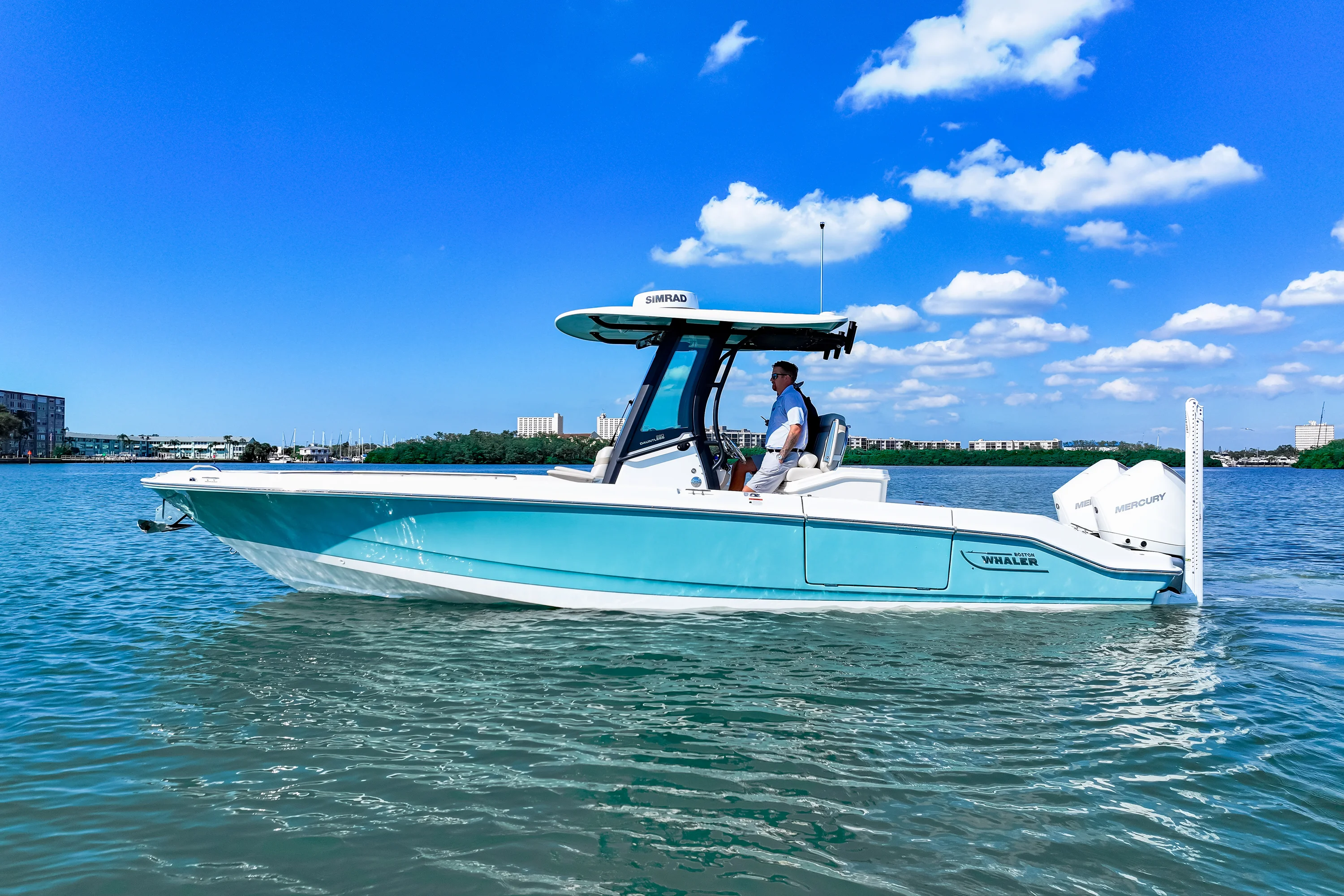 2026 Boston Whaler 280 Dauntless Image Thumbnail #1