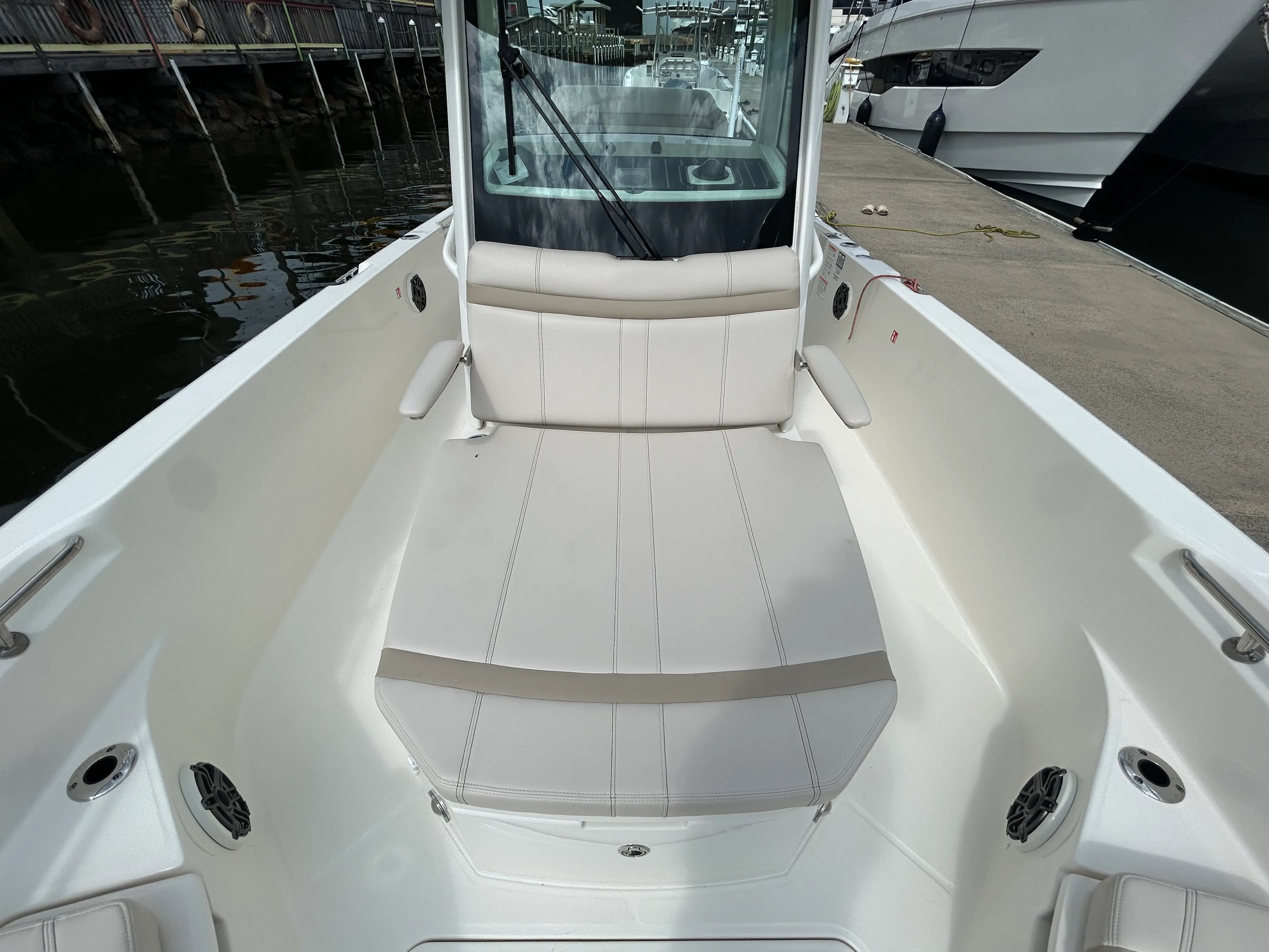 2026 Boston Whaler 280 Dauntless Image Thumbnail #17
