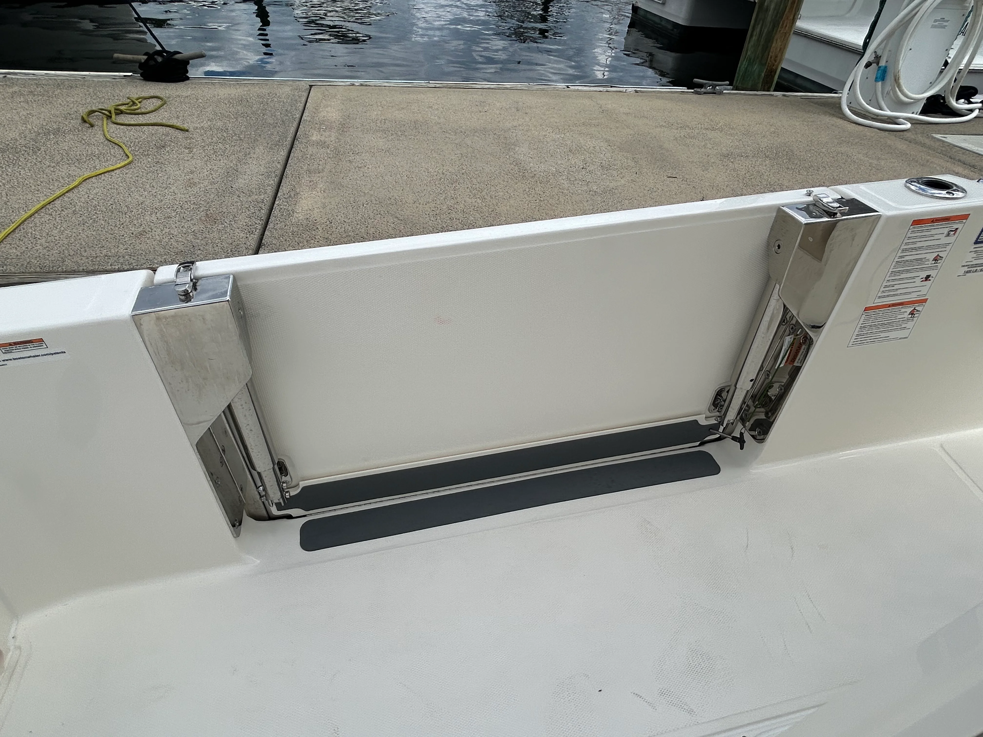 2026 Boston Whaler 280 Dauntless Image Thumbnail #25