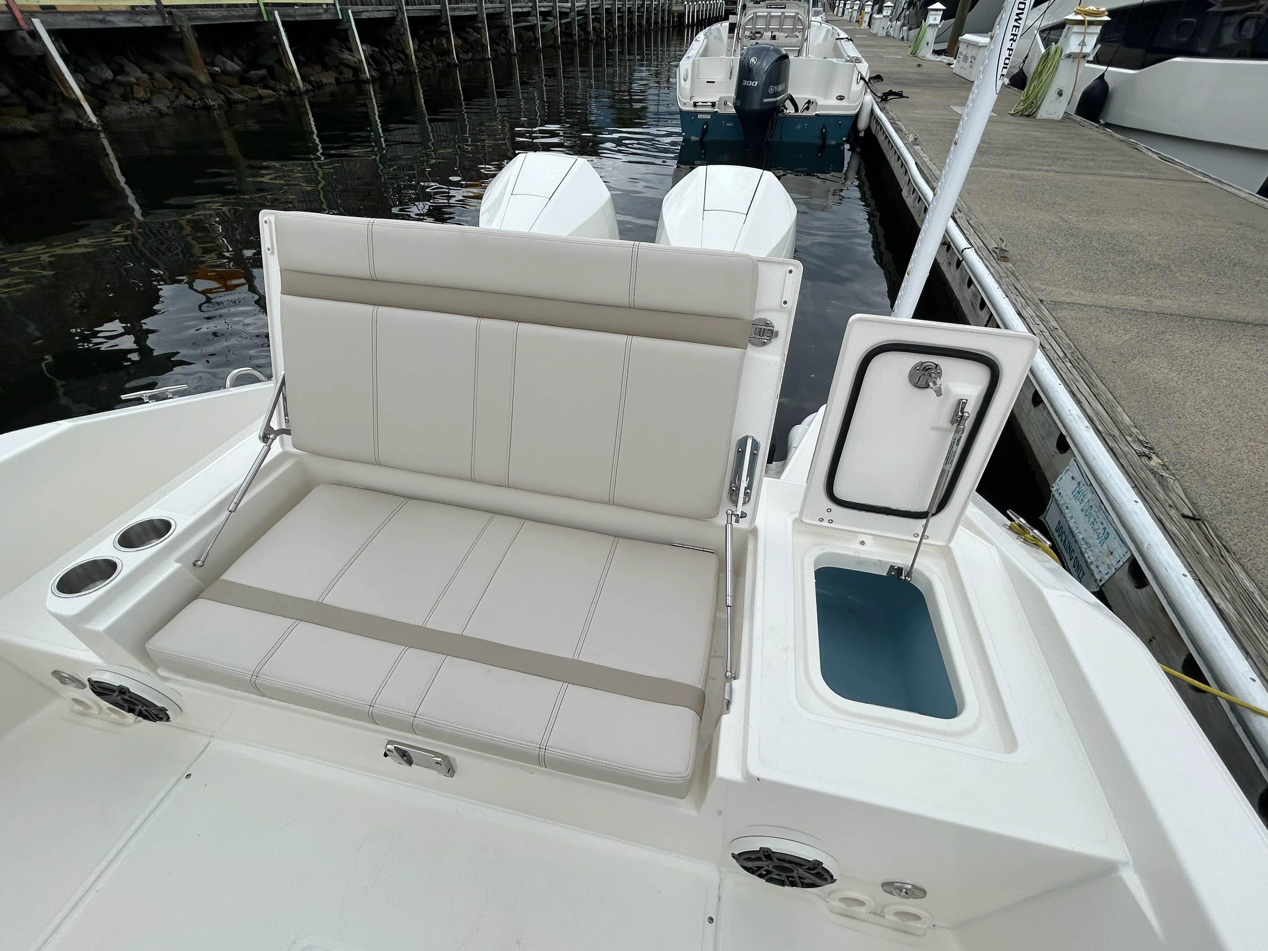 2026 Boston Whaler 280 Dauntless Image Thumbnail #8