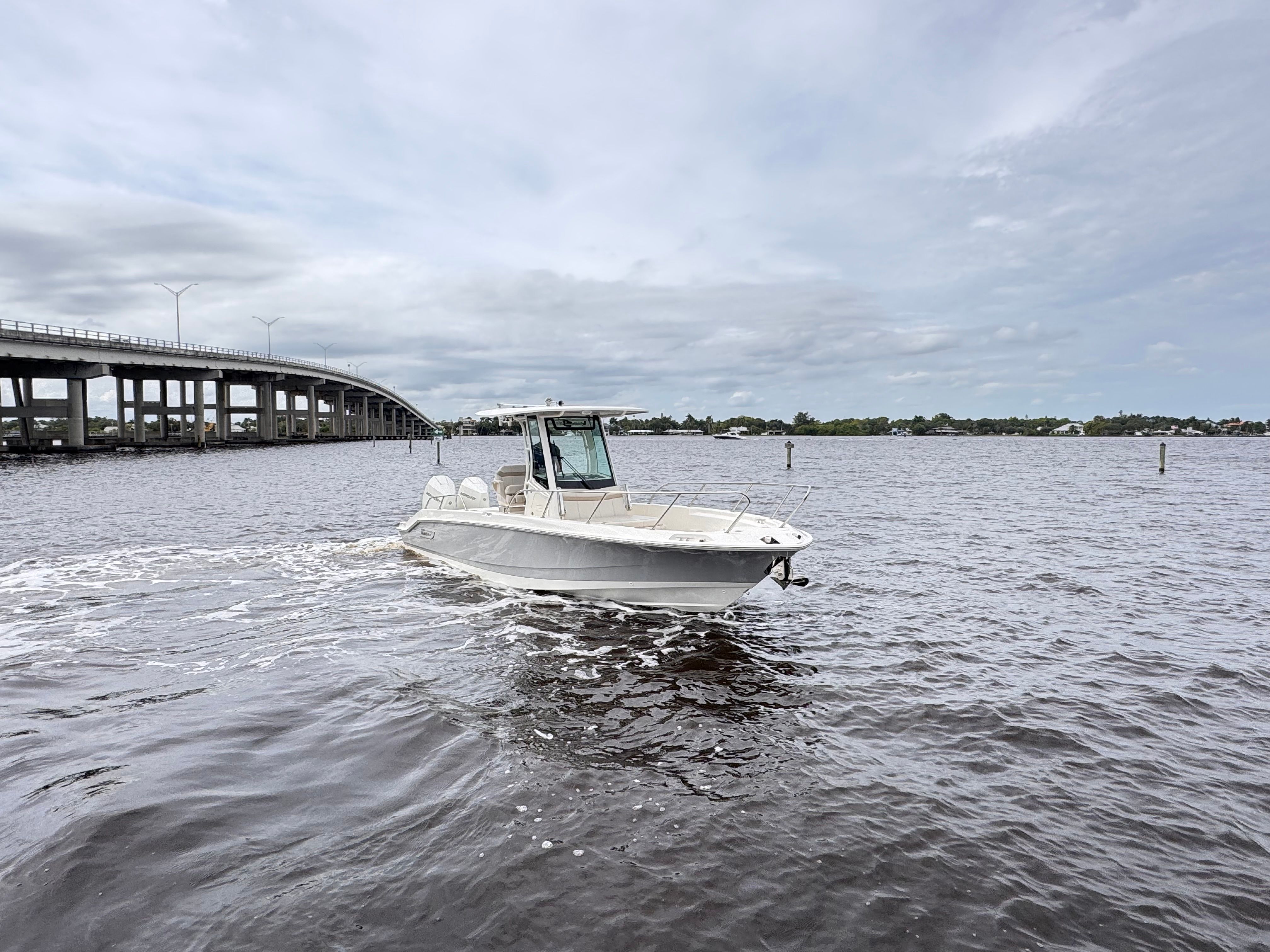 2026 Boston Whaler 280 Dauntless Image Thumbnail #2