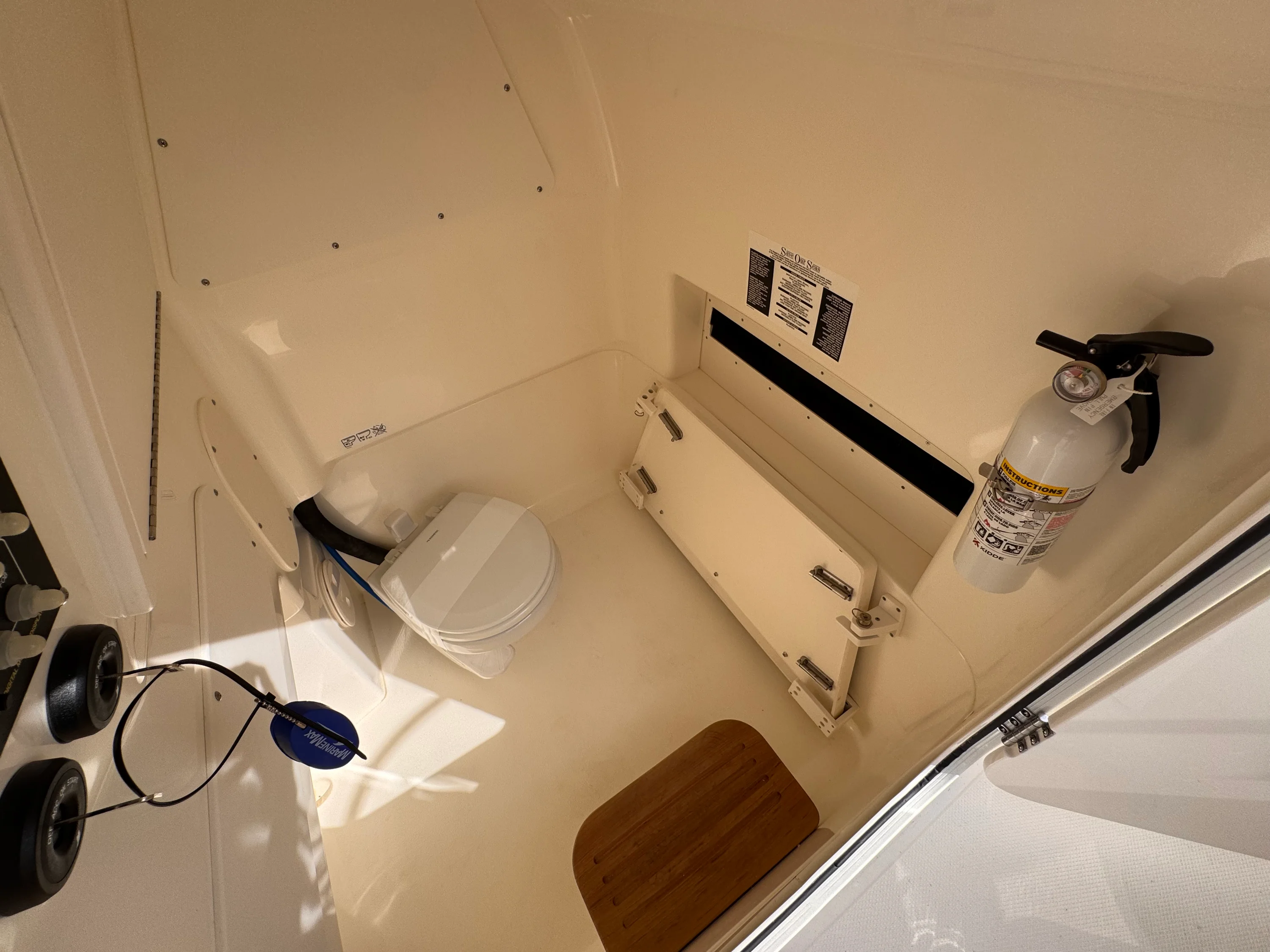 2026 Boston Whaler 280 Dauntless Image Thumbnail #30