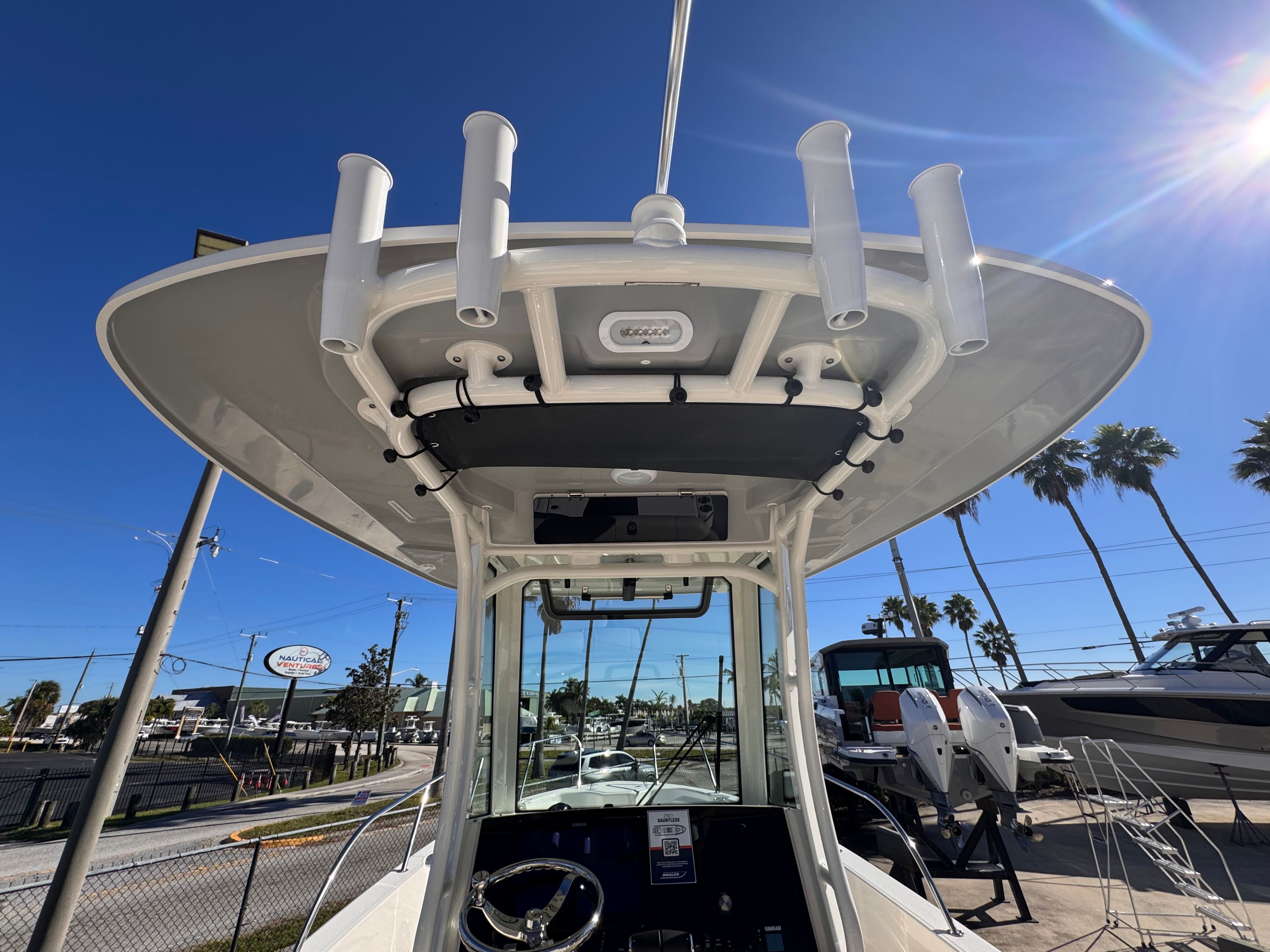 2026 Boston Whaler 280 Dauntless Image Thumbnail #17