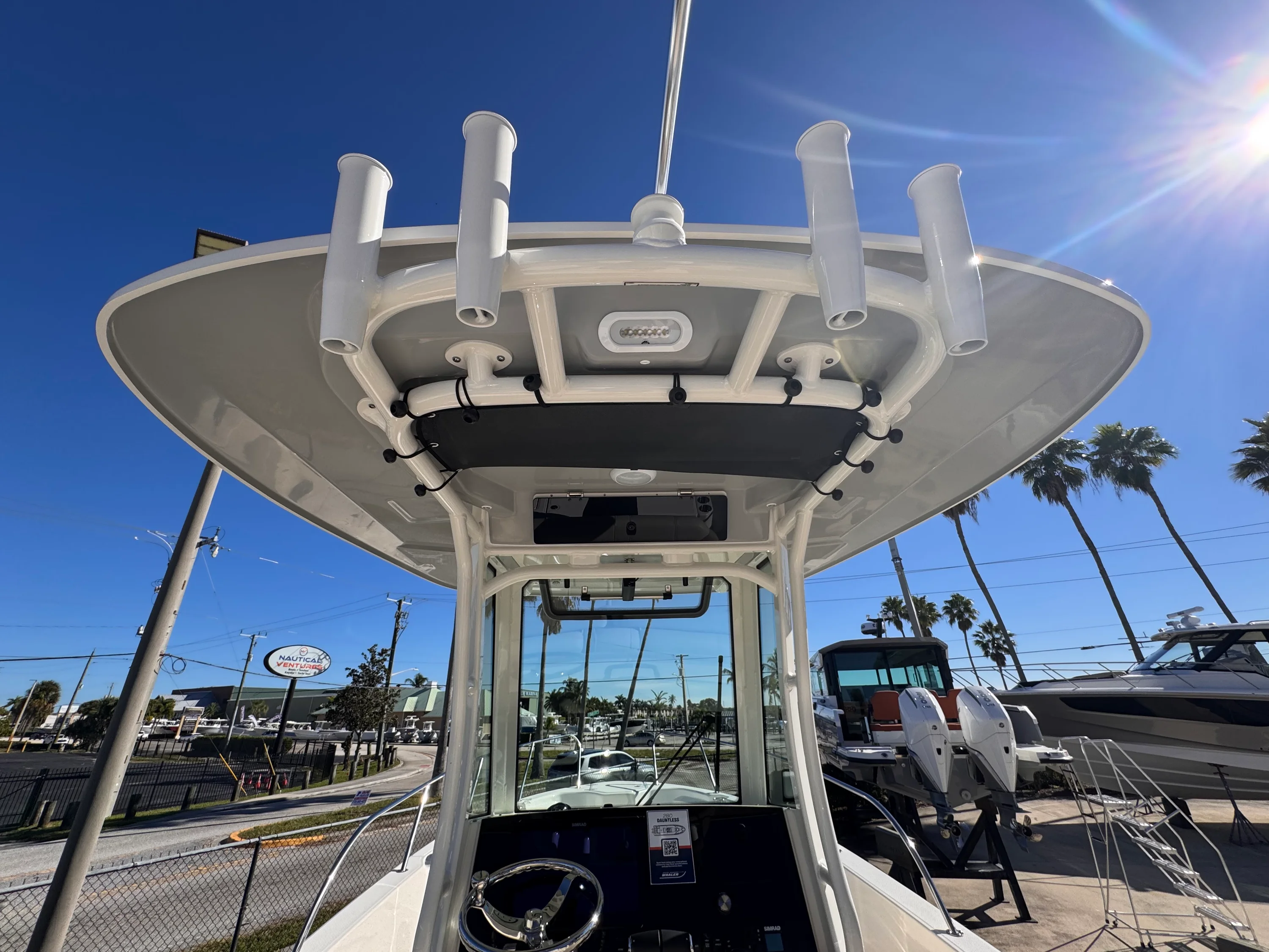 2026 Boston Whaler 280 Dauntless Image Thumbnail #17