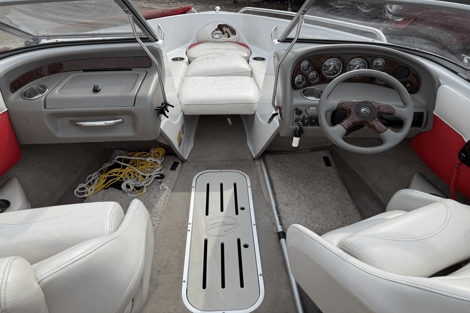 2006 Crownline
                                                             180BR Image Thumbnail #3
