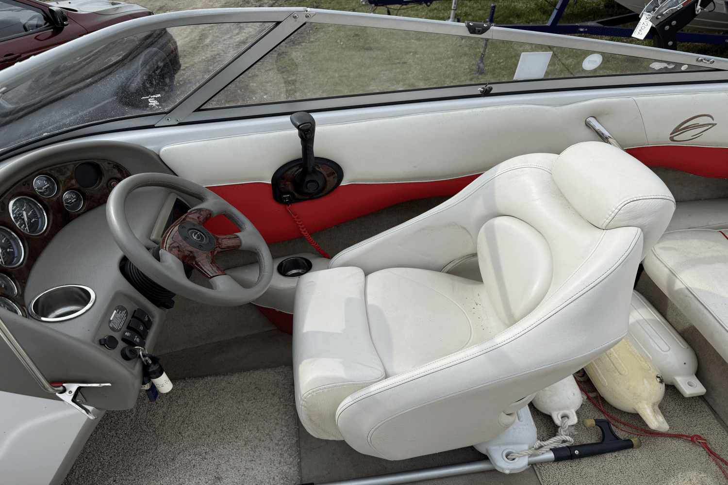 2006 Crownline
                                                             180BR Image Thumbnail #16