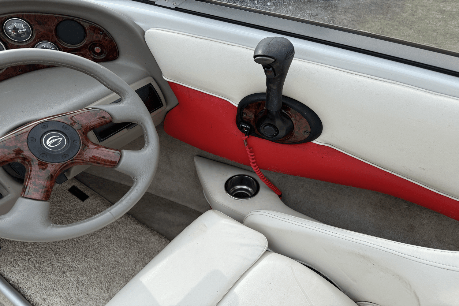2006 Crownline
                                                             180BR Image Thumbnail #21
