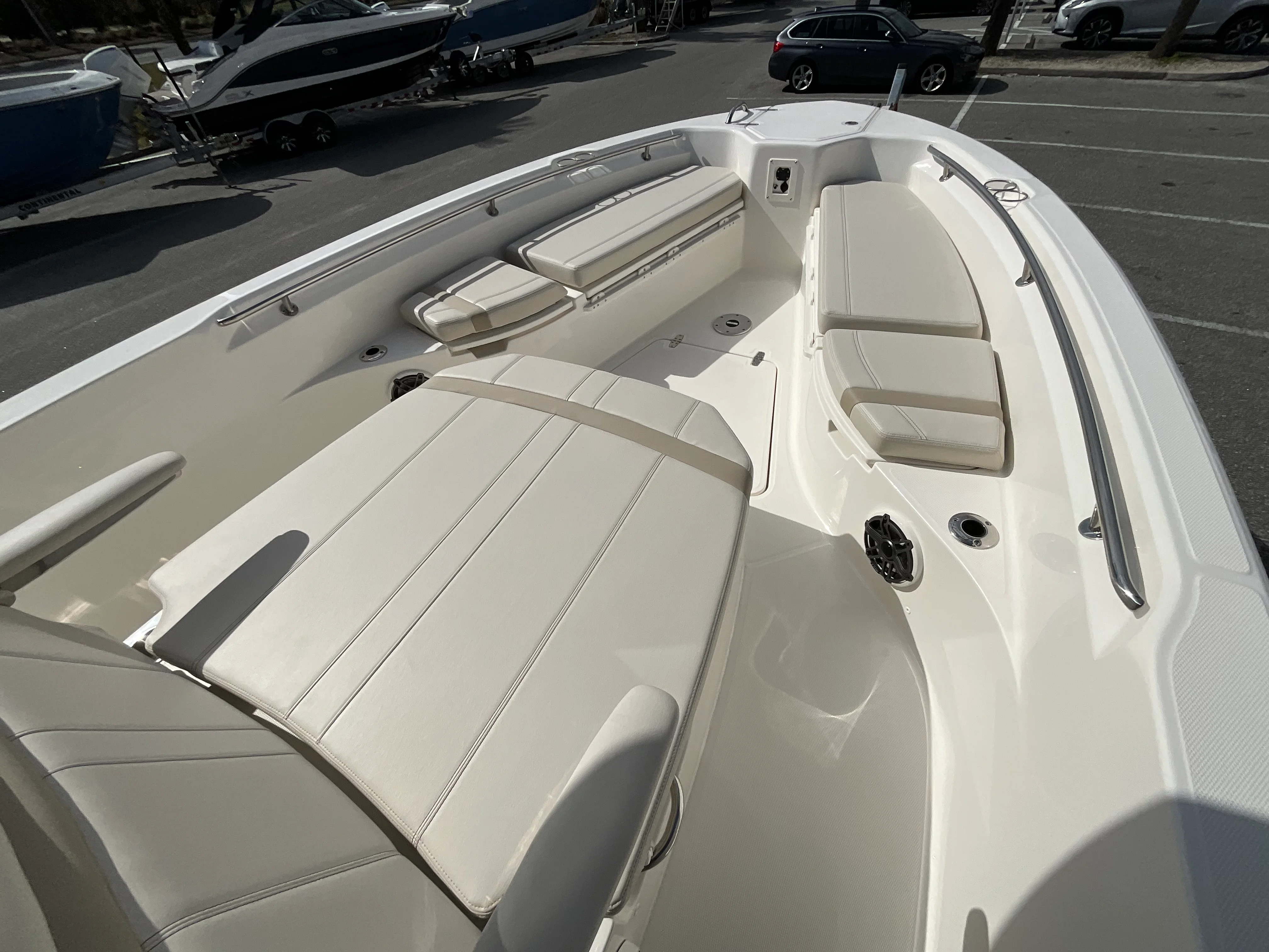 2026 Boston Whaler 280 Dauntless Image Thumbnail #10