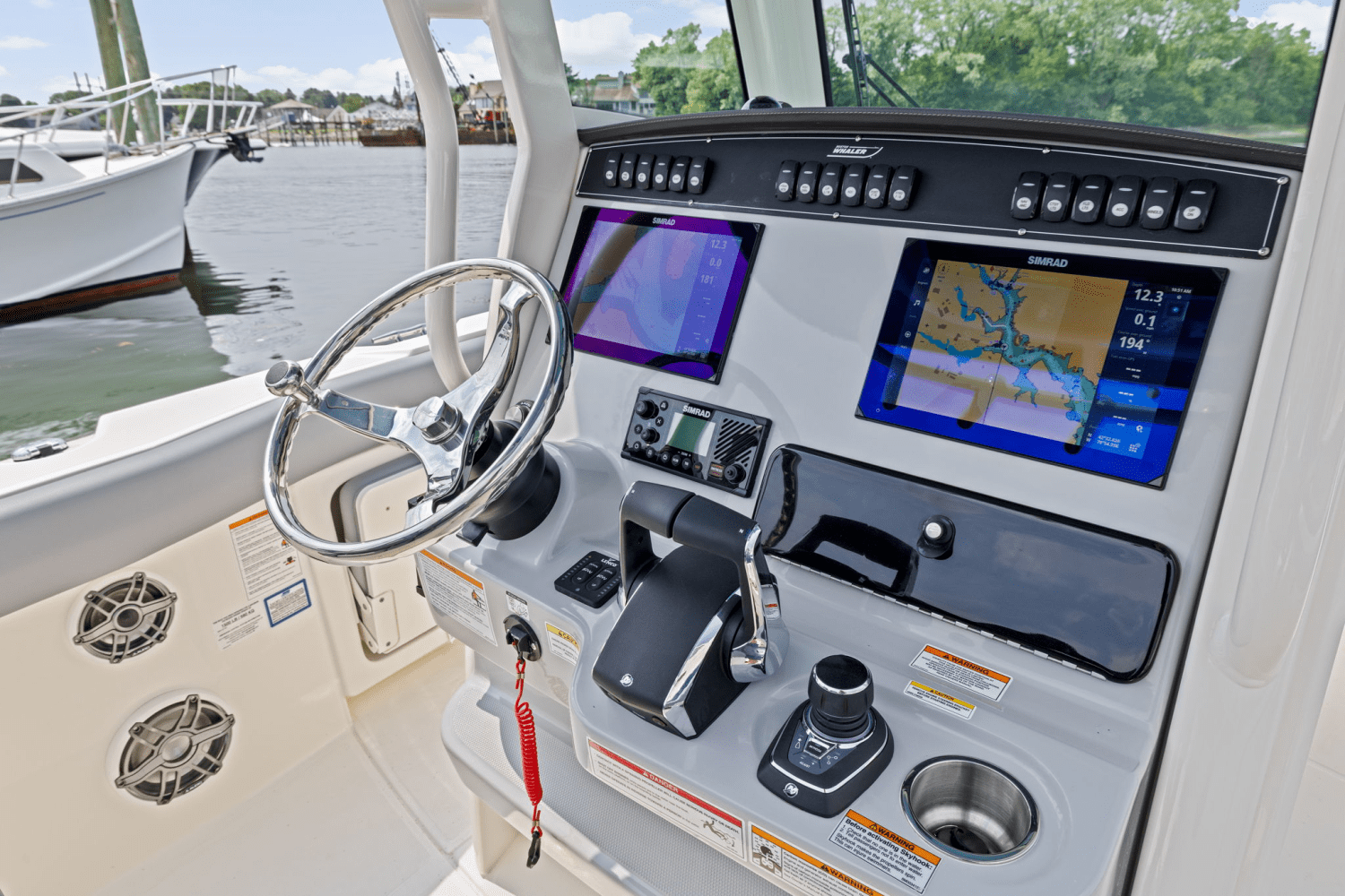 2025 Boston Whaler 280 Outrage Image Thumbnail #22