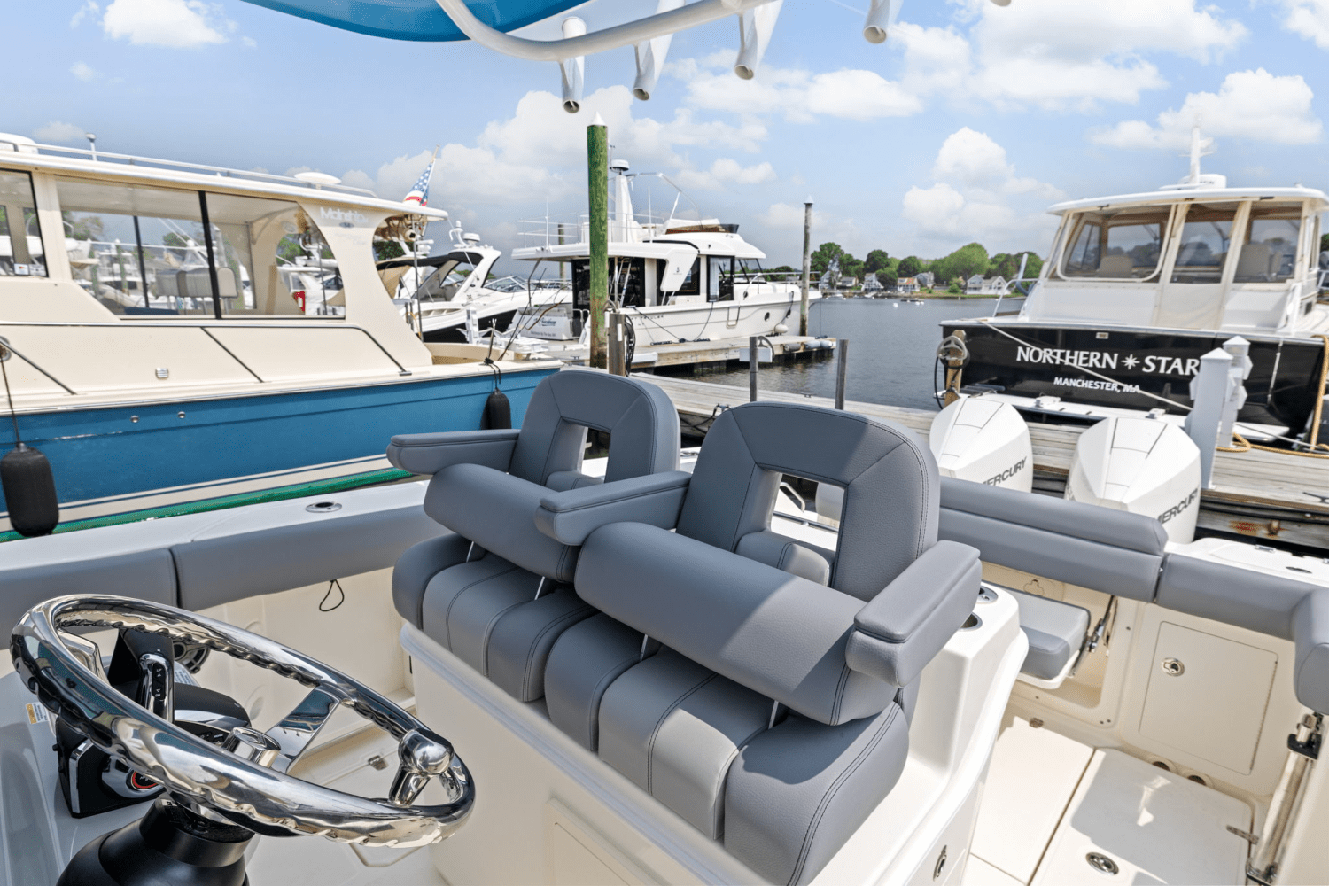 2025 Boston Whaler 280 Outrage Image Thumbnail #18