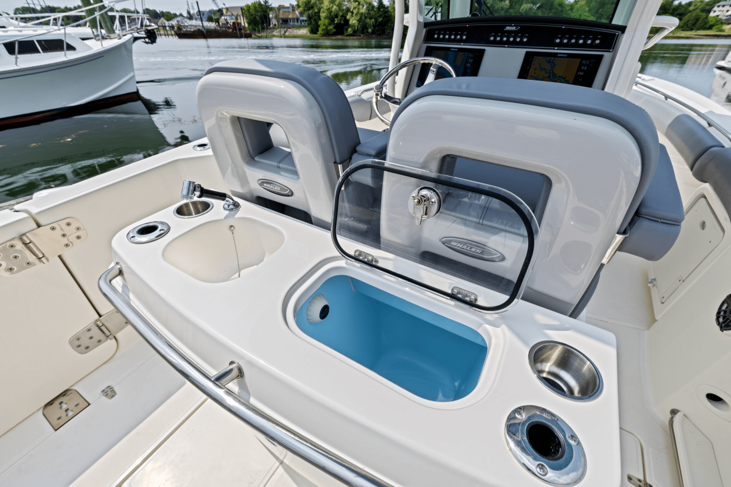 2025 Boston Whaler 280 Outrage Image Thumbnail #15