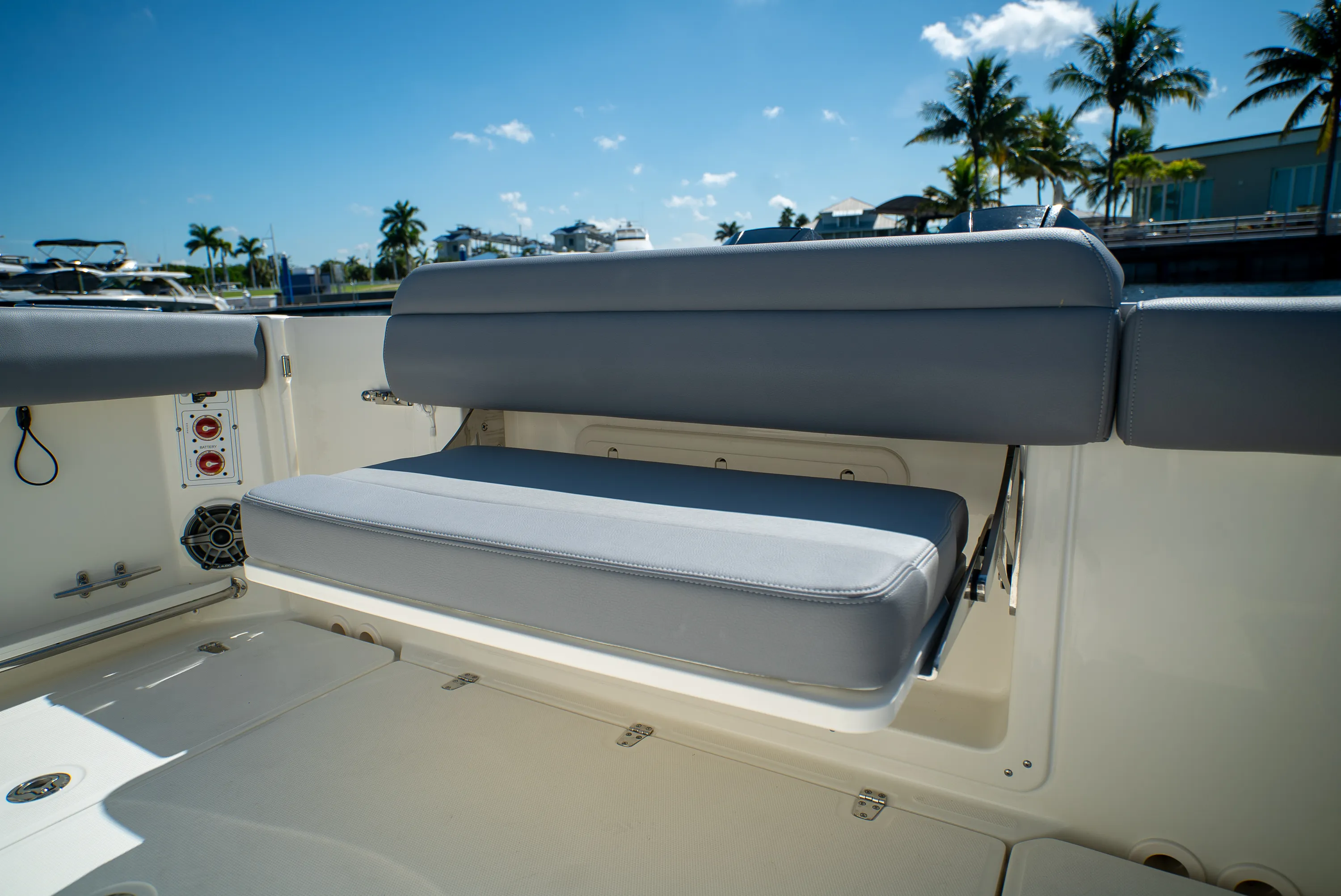 2026 Boston Whaler 280 Outrage Image Thumbnail #8