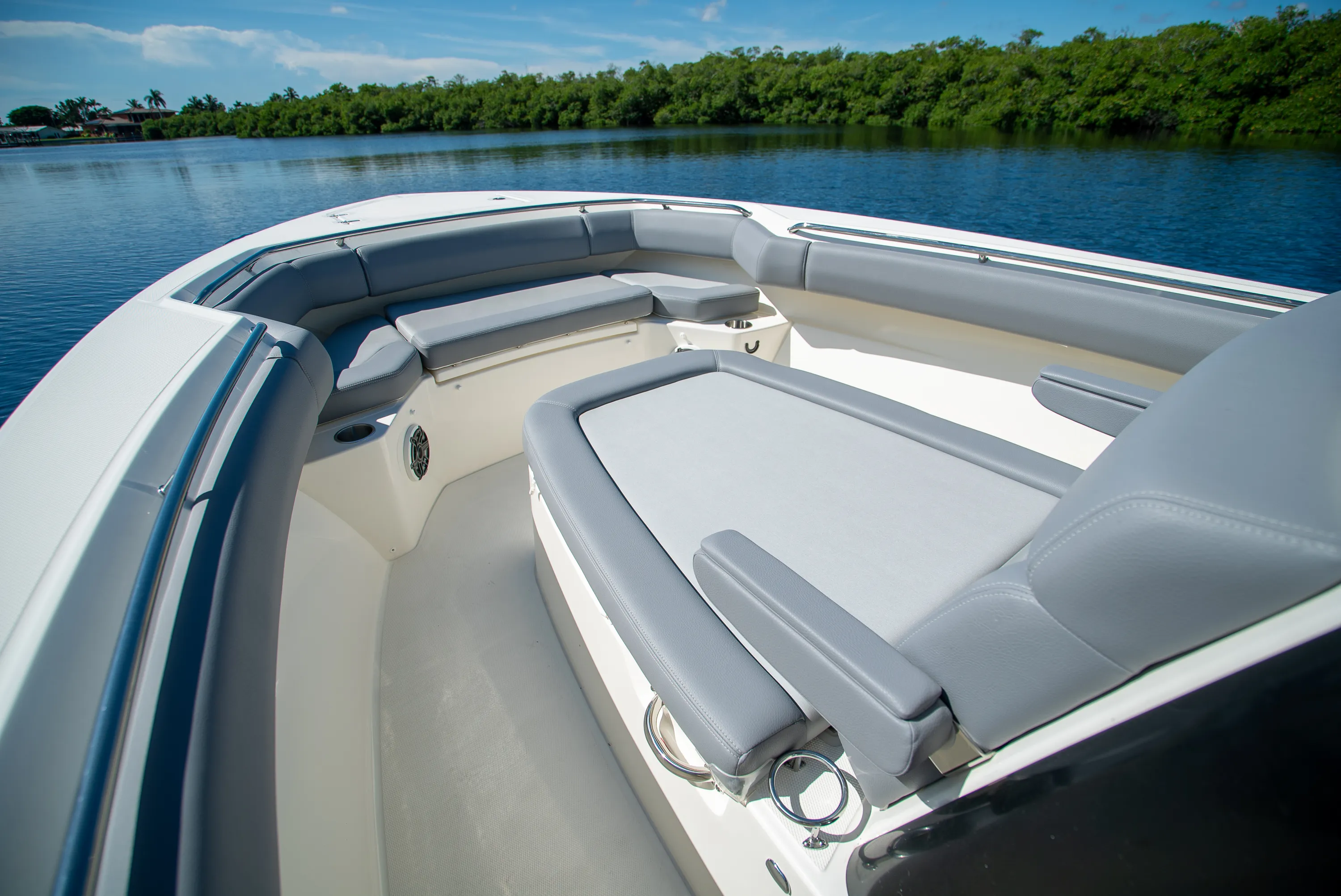 2026 Boston Whaler 280 Outrage Image Thumbnail #14