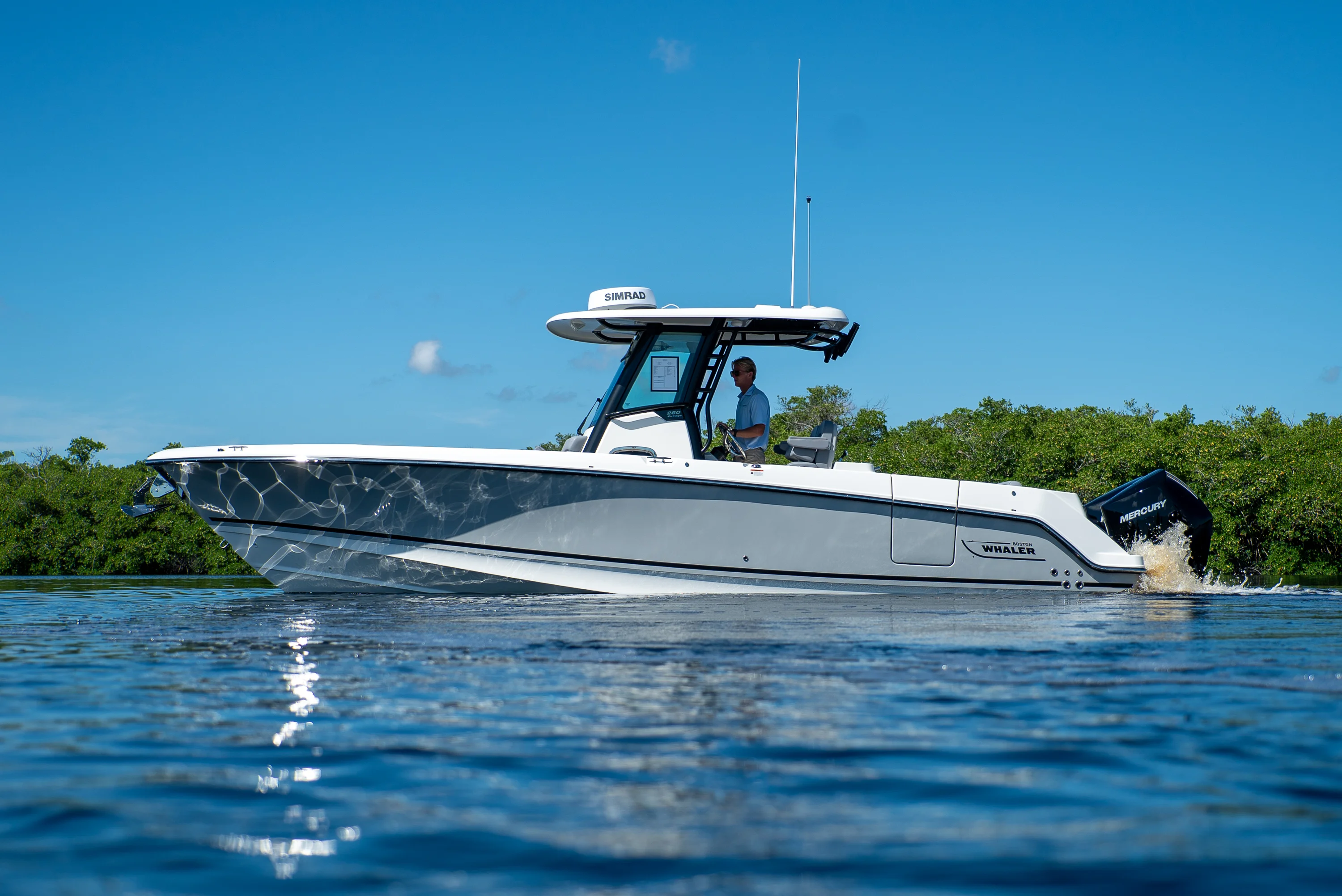 2026 Boston Whaler 280 Outrage Image Thumbnail #3