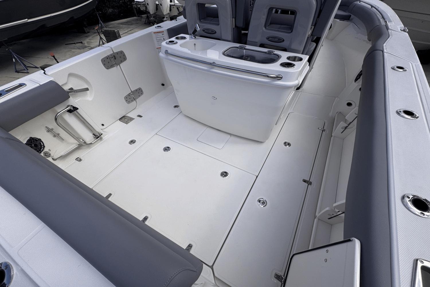 2026 Boston Whaler 280 Outrage Image Thumbnail #2