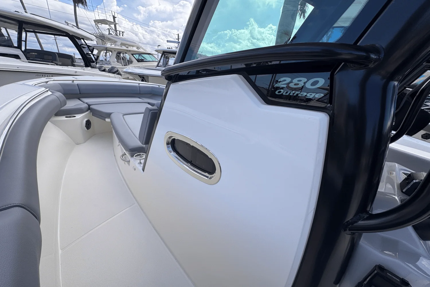 2026 Boston Whaler 280 Outrage Image Thumbnail #15