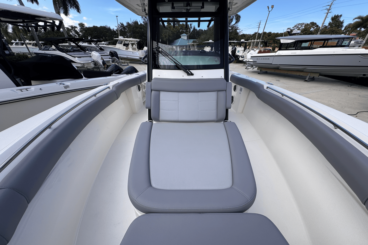 2026 Boston Whaler 280 Outrage Image Thumbnail #17