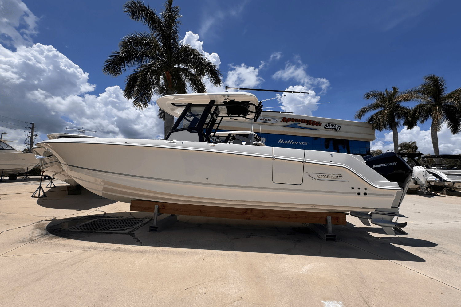 2026 Boston Whaler 280 Outrage Image Thumbnail #0