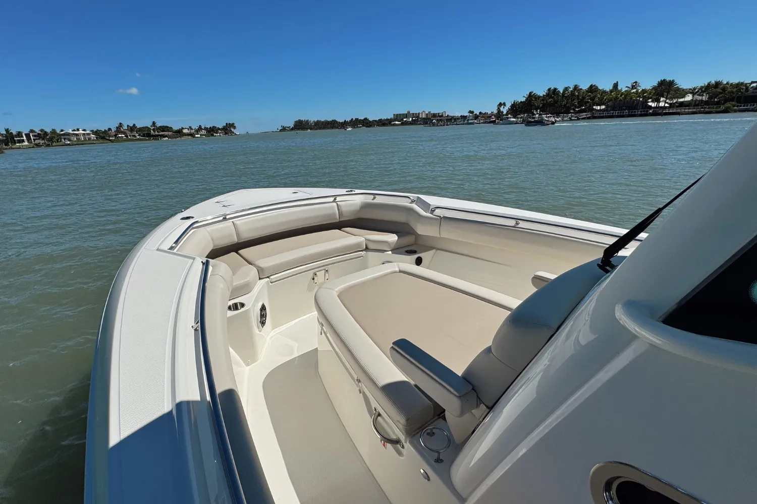 2026 Boston Whaler 280 Outrage Image Thumbnail #32