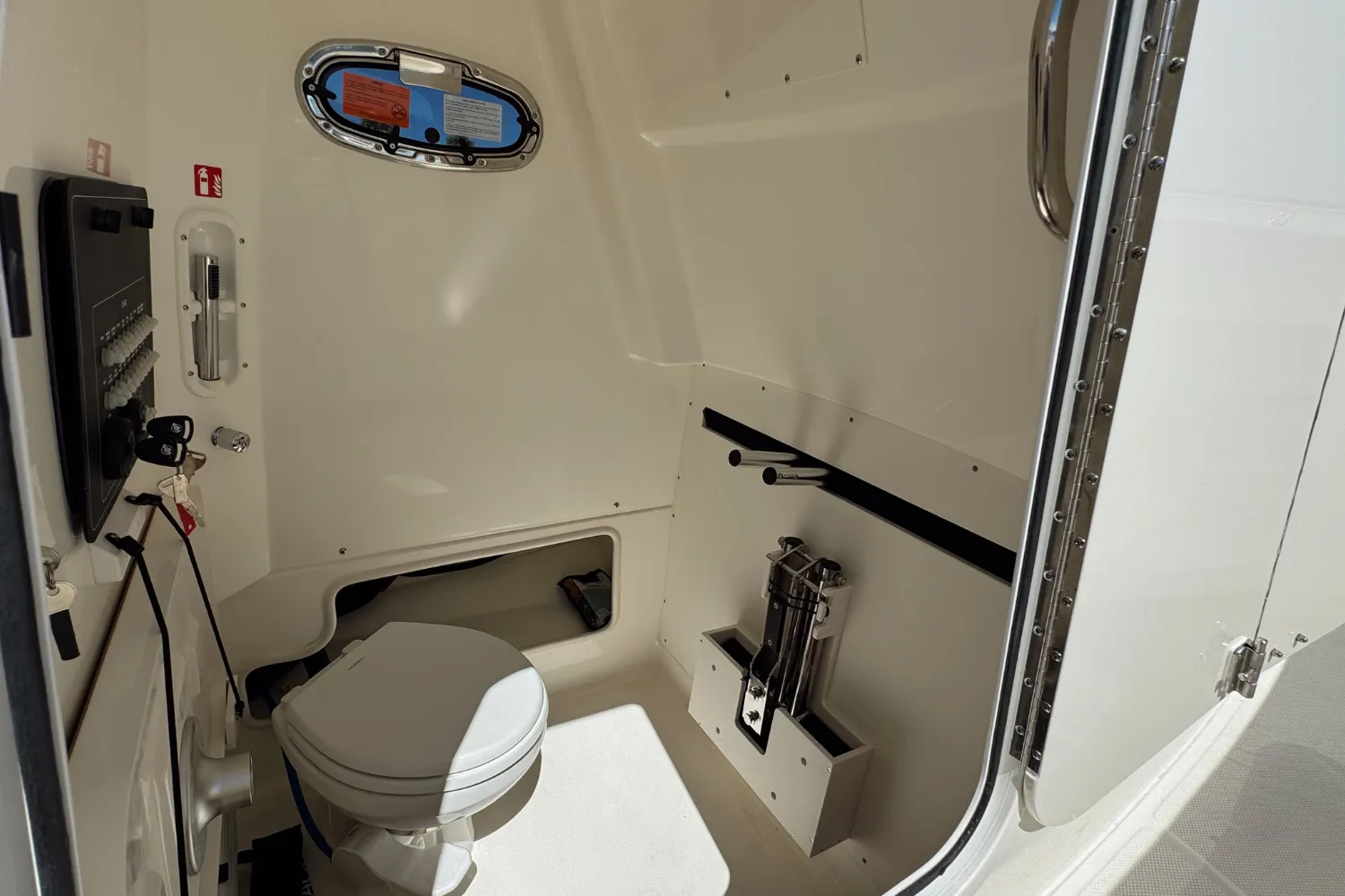 2026 Boston Whaler 280 Outrage Image Thumbnail #35