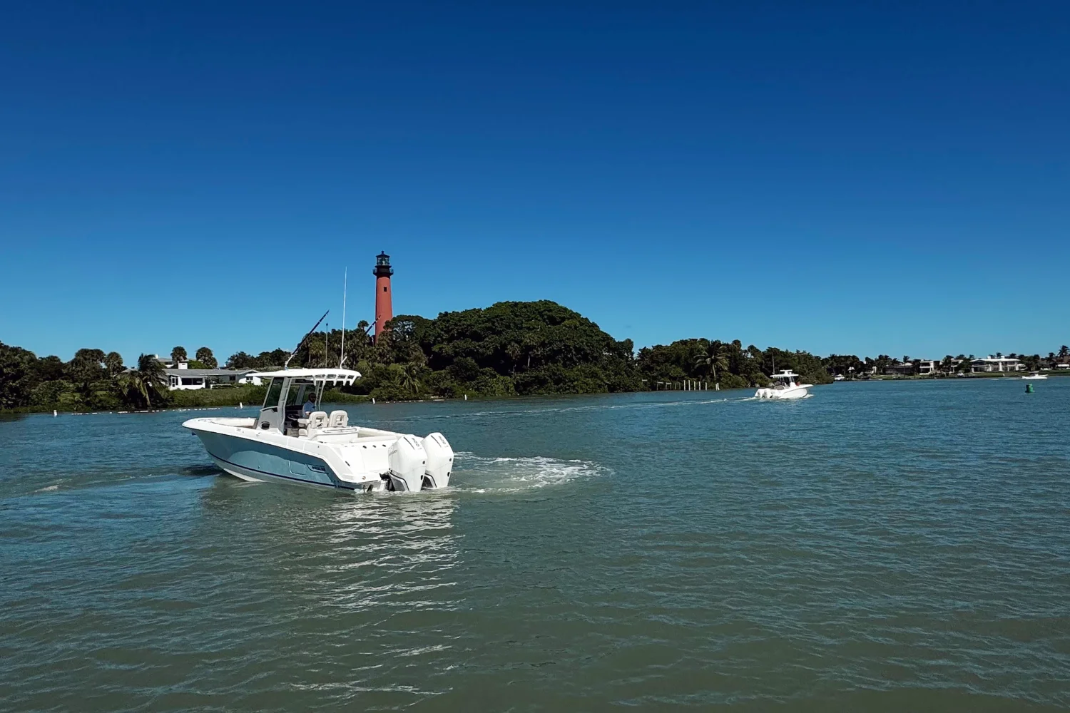 2026 Boston Whaler 280 Outrage Image Thumbnail #4