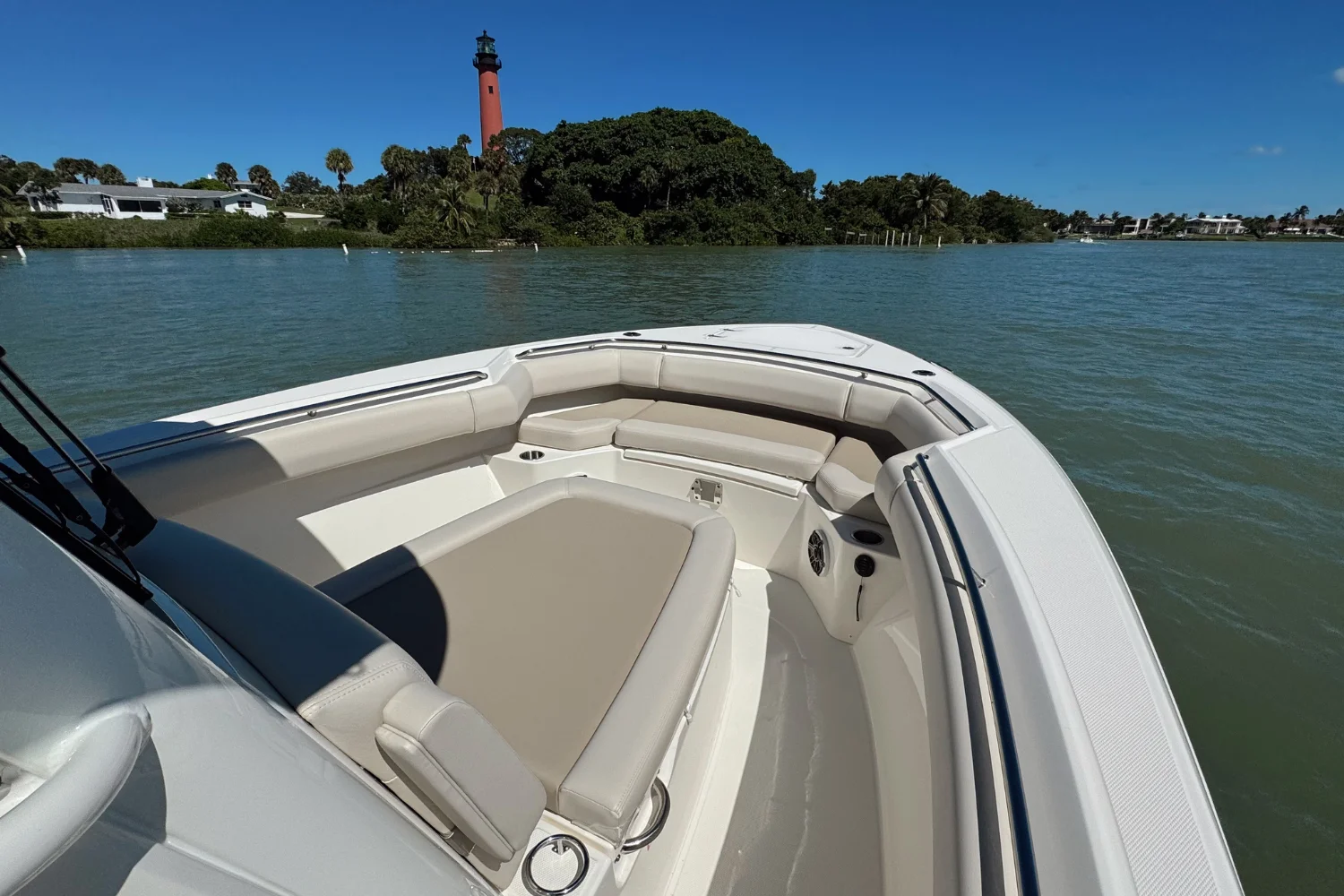 2026 Boston Whaler 280 Outrage Image Thumbnail #30