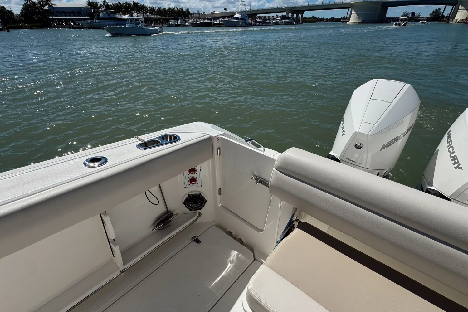 2026 Boston Whaler 280 Outrage Image Thumbnail #8