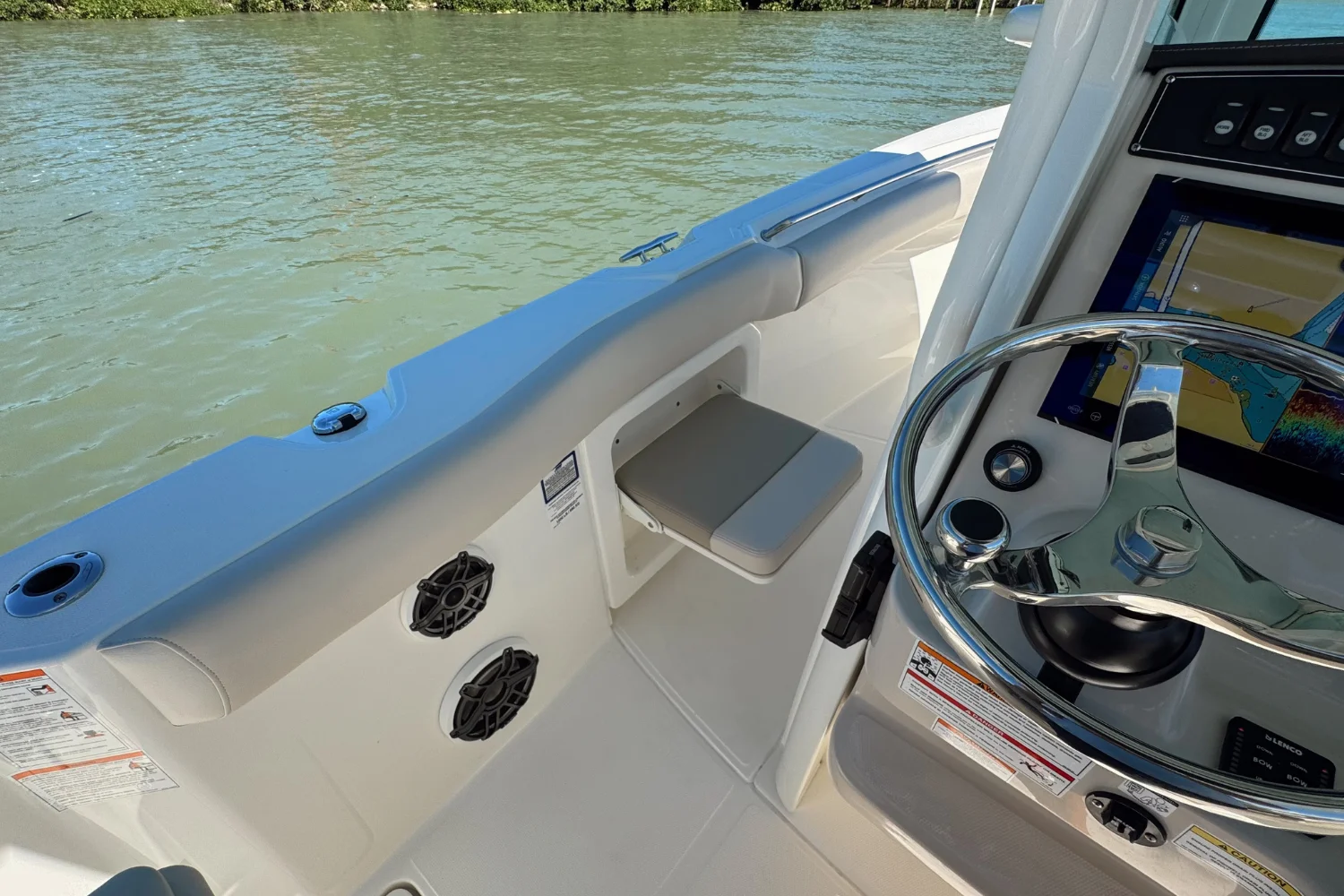 2026 Boston Whaler 280 Outrage Image Thumbnail #24