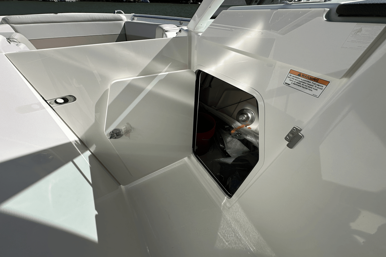 2025 Boston Whaler 280 Vantage Image Thumbnail #16