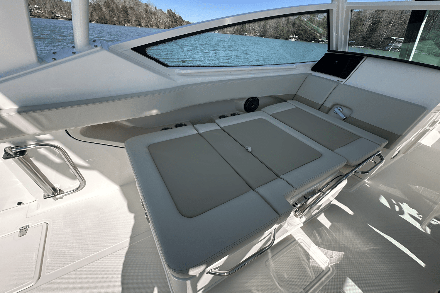 2025 Boston Whaler 280 Vantage Image Thumbnail #34