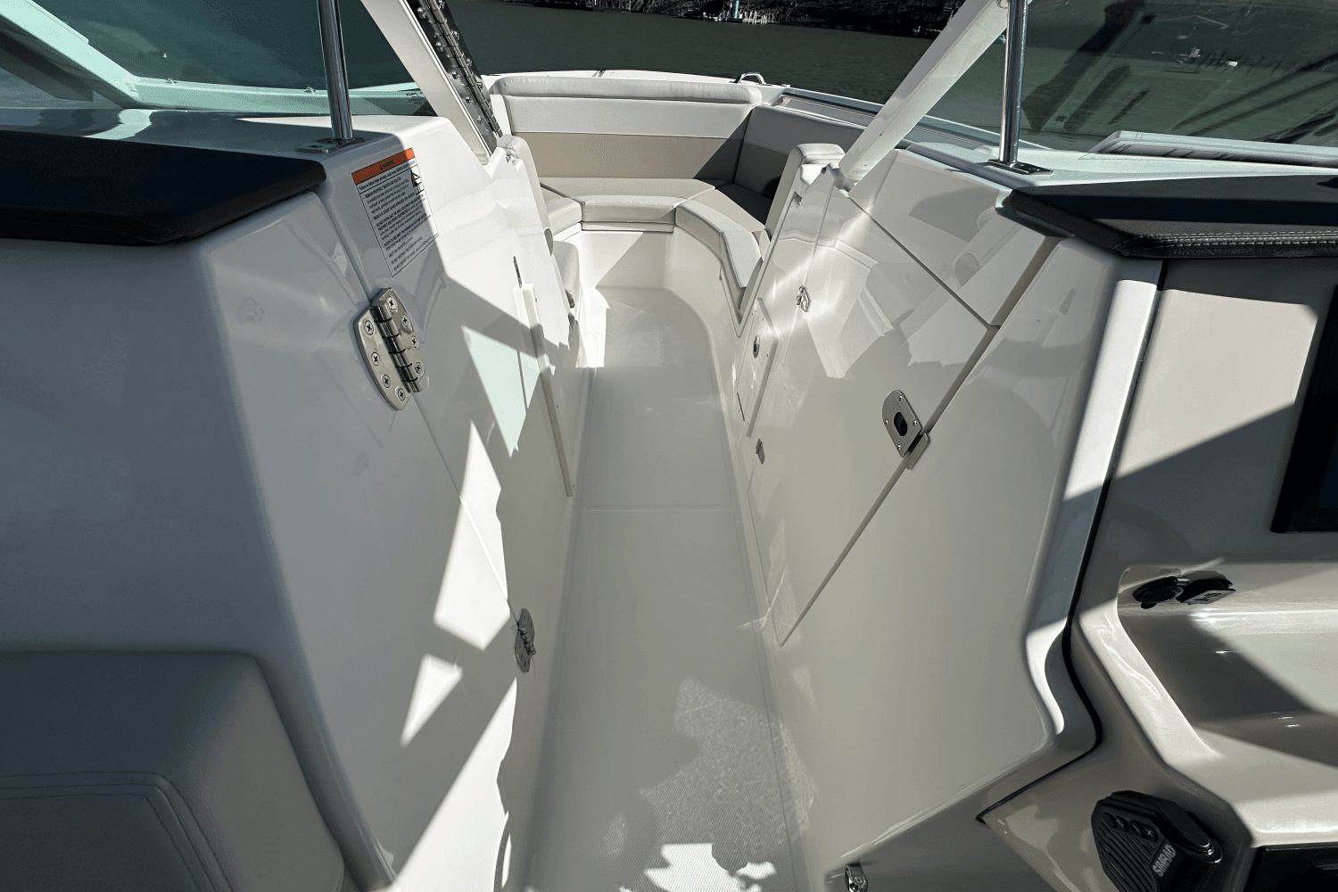 2025 Boston Whaler 280 Vantage Image Thumbnail #14
