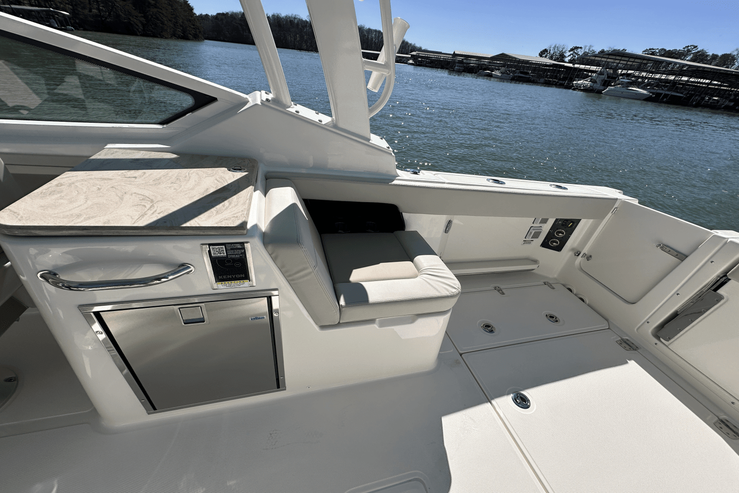 2025 Boston Whaler 280 Vantage Image Thumbnail #35