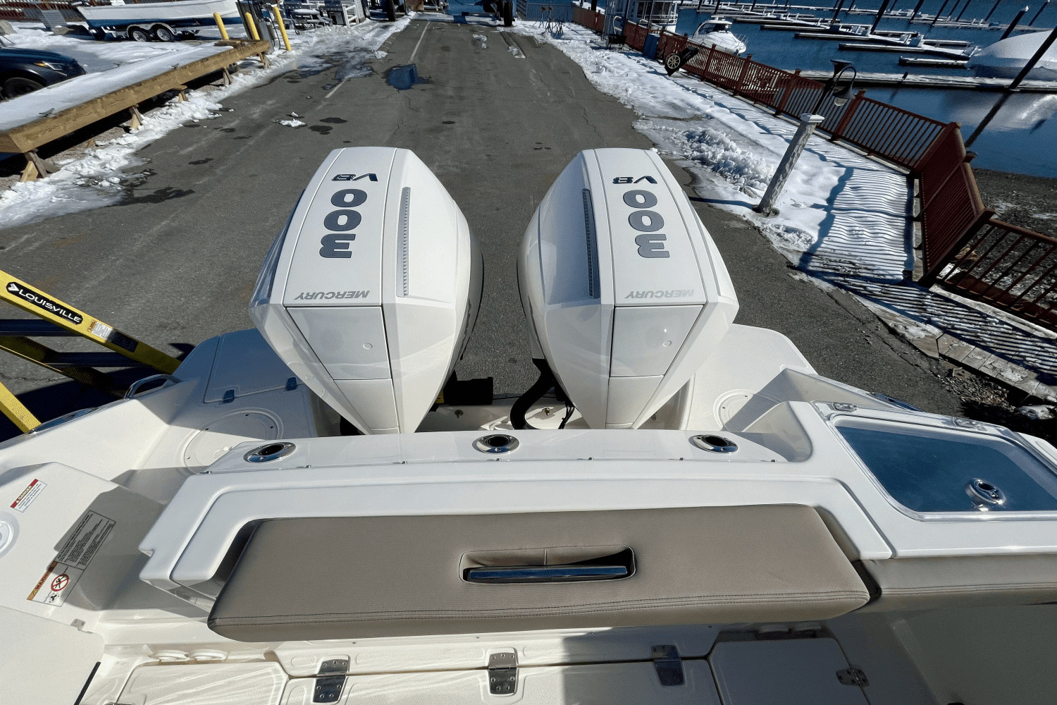 2025 Boston Whaler 280 Vantage Image Thumbnail #6