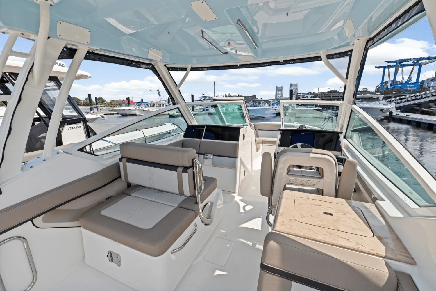 2025 Boston Whaler 280 Vantage Image Thumbnail #16